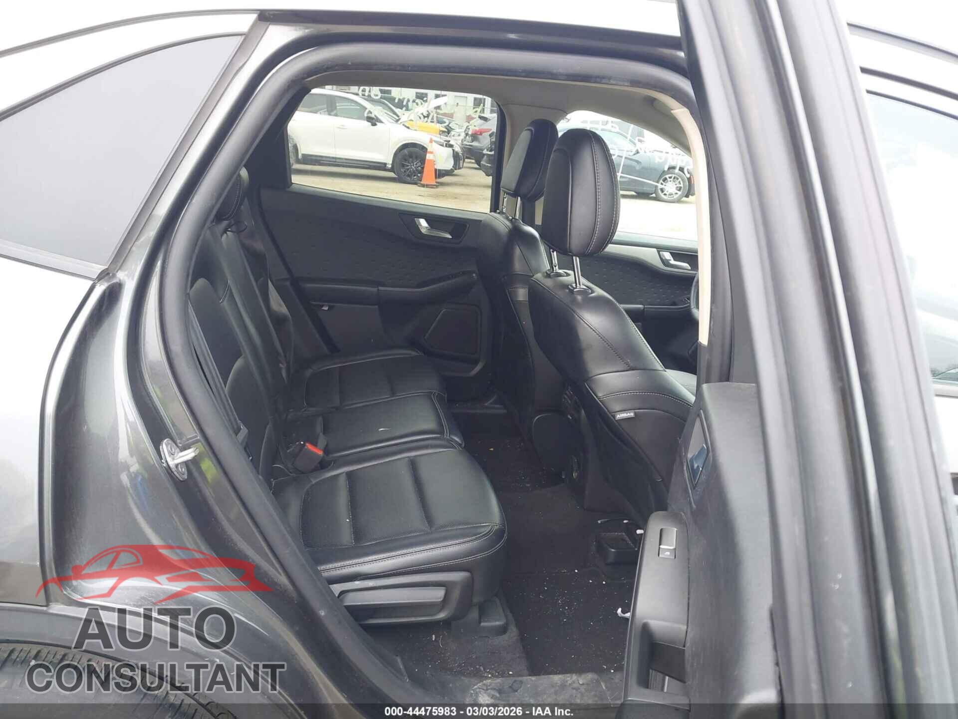 FORD ESCAPE 2020 - 1FMCU0H61LUA92643