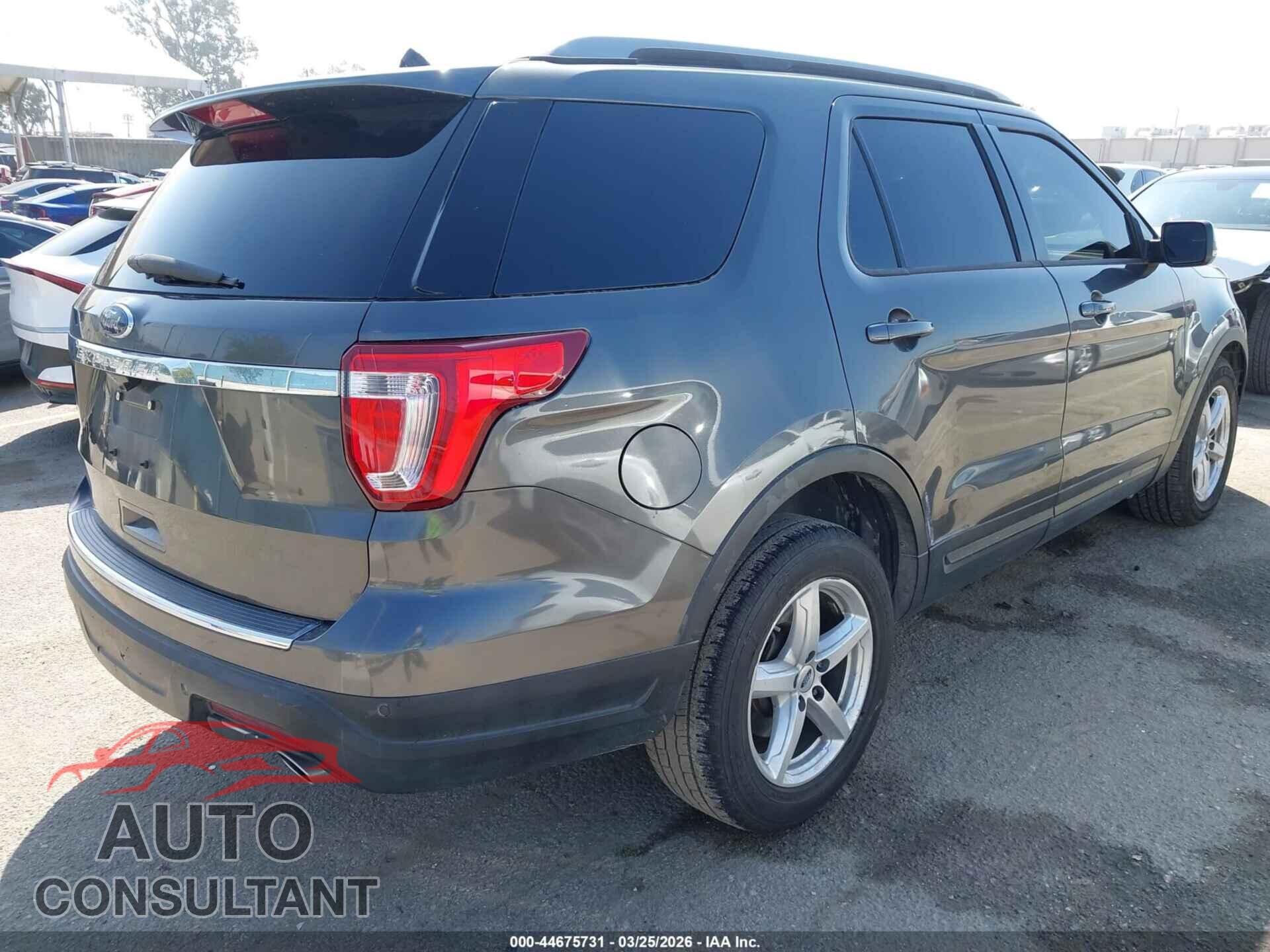 FORD EXPLORER 2018 - 1FM5K7D80JGB09491