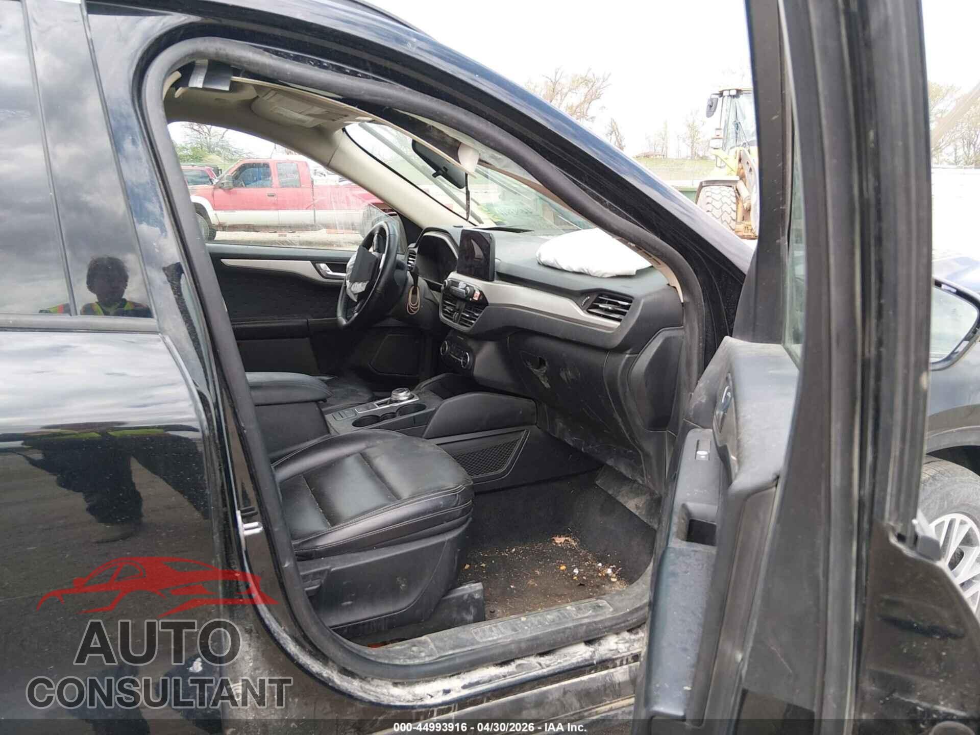 FORD ESCAPE 2020 - 1FMCU9H66LUA00964