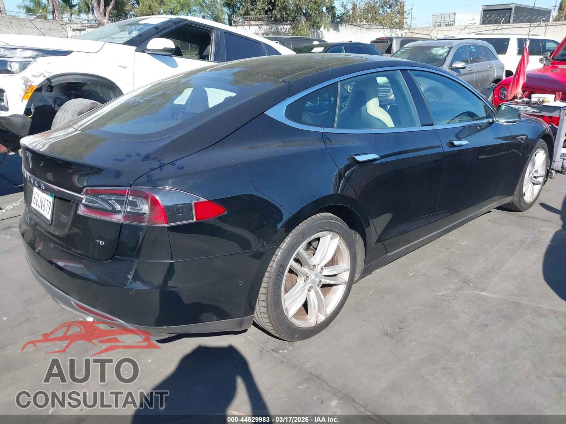 TESLA MODEL S 2016 - 5YJSA1E16GF124217