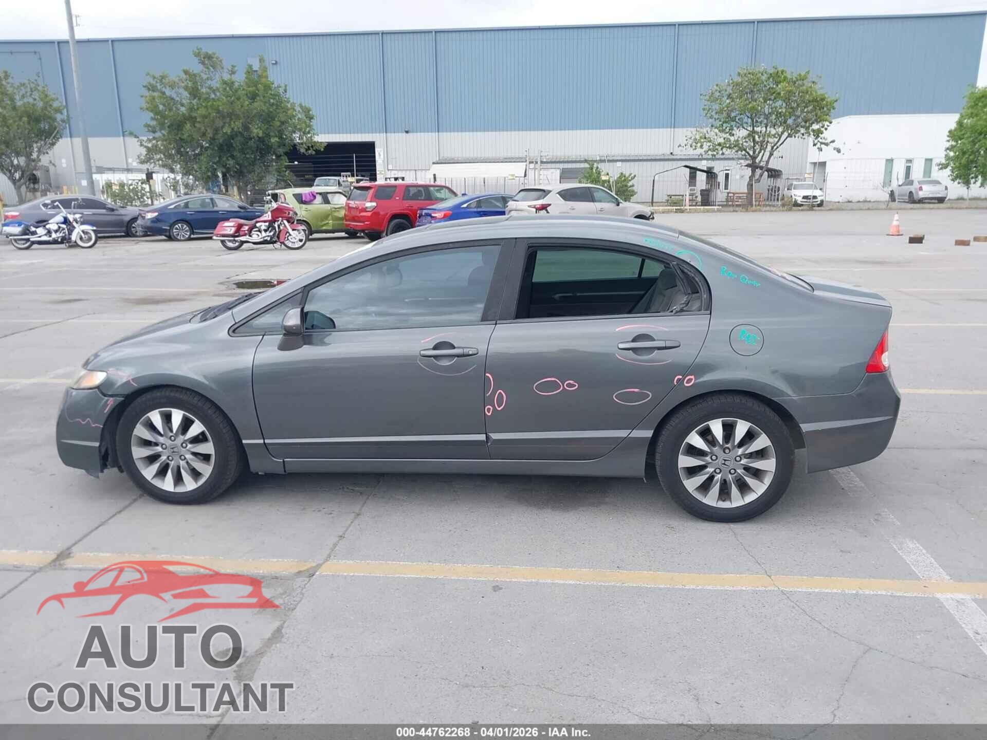 HONDA CIVIC 2010 - 19XFA1F8XAE084038