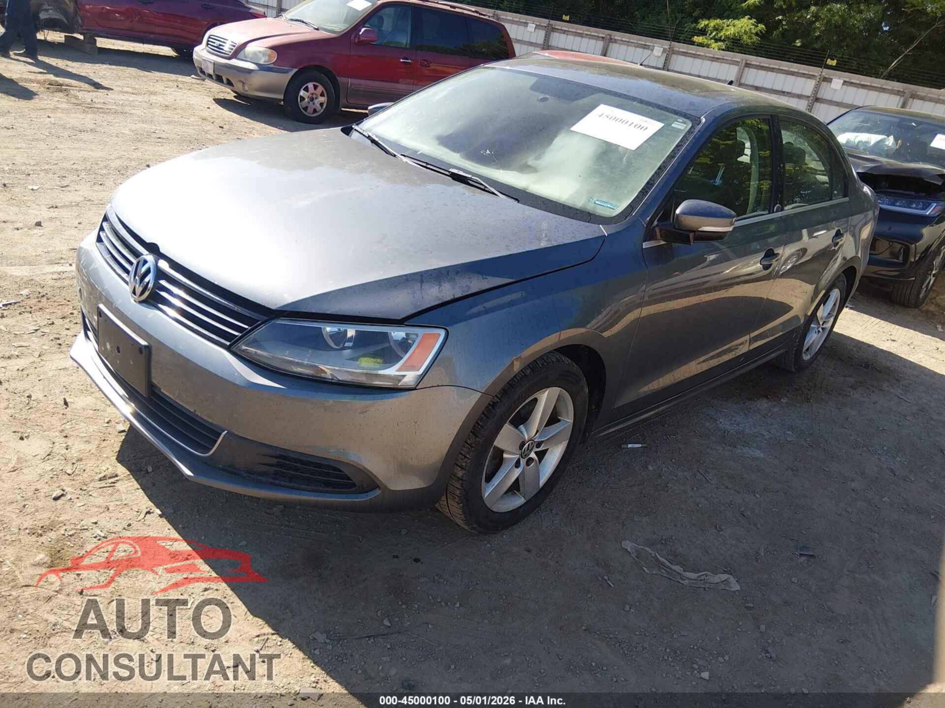 VOLKSWAGEN JETTA 2014 - 3VW3L7AJ2EM385650