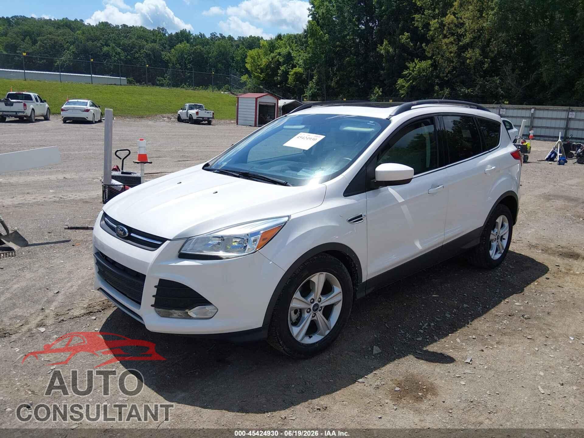 FORD ESCAPE 2015 - 1FMCU9G98FUC20008