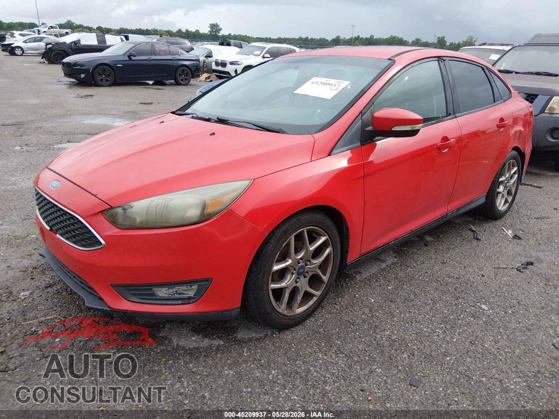 FORD FOCUS 2015 - 1FADP3F20FL302439