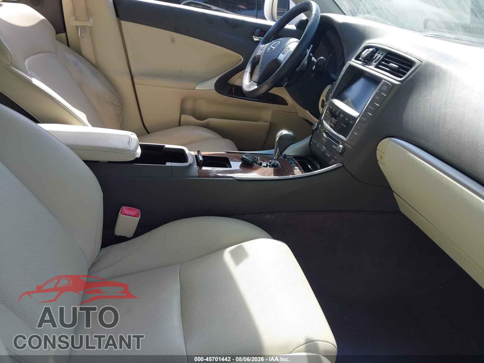 LEXUS IS 250 2011 - JTHCF5C28B5047061