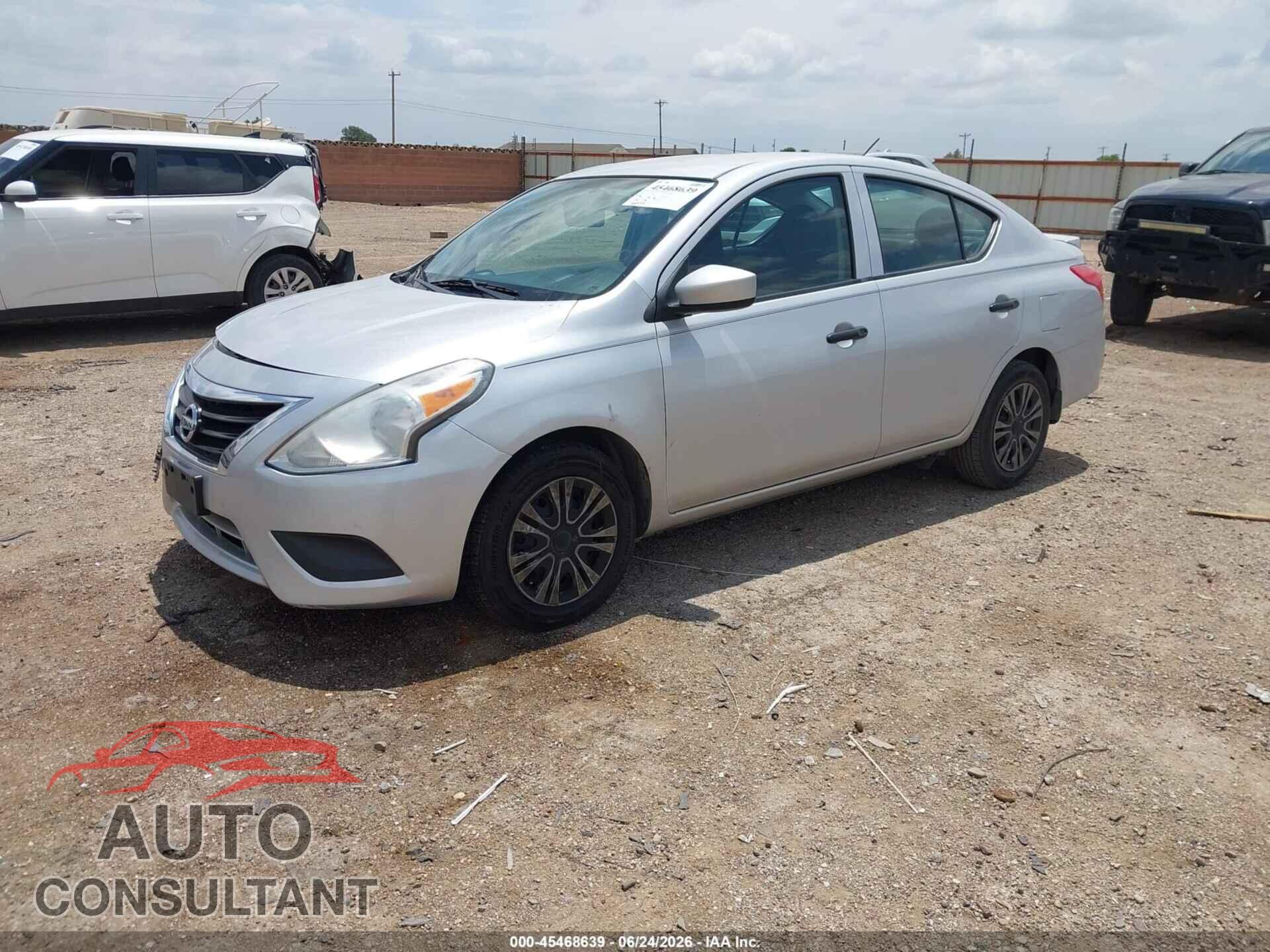 NISSAN VERSA 2017 - 3N1CN7AP3HL904607