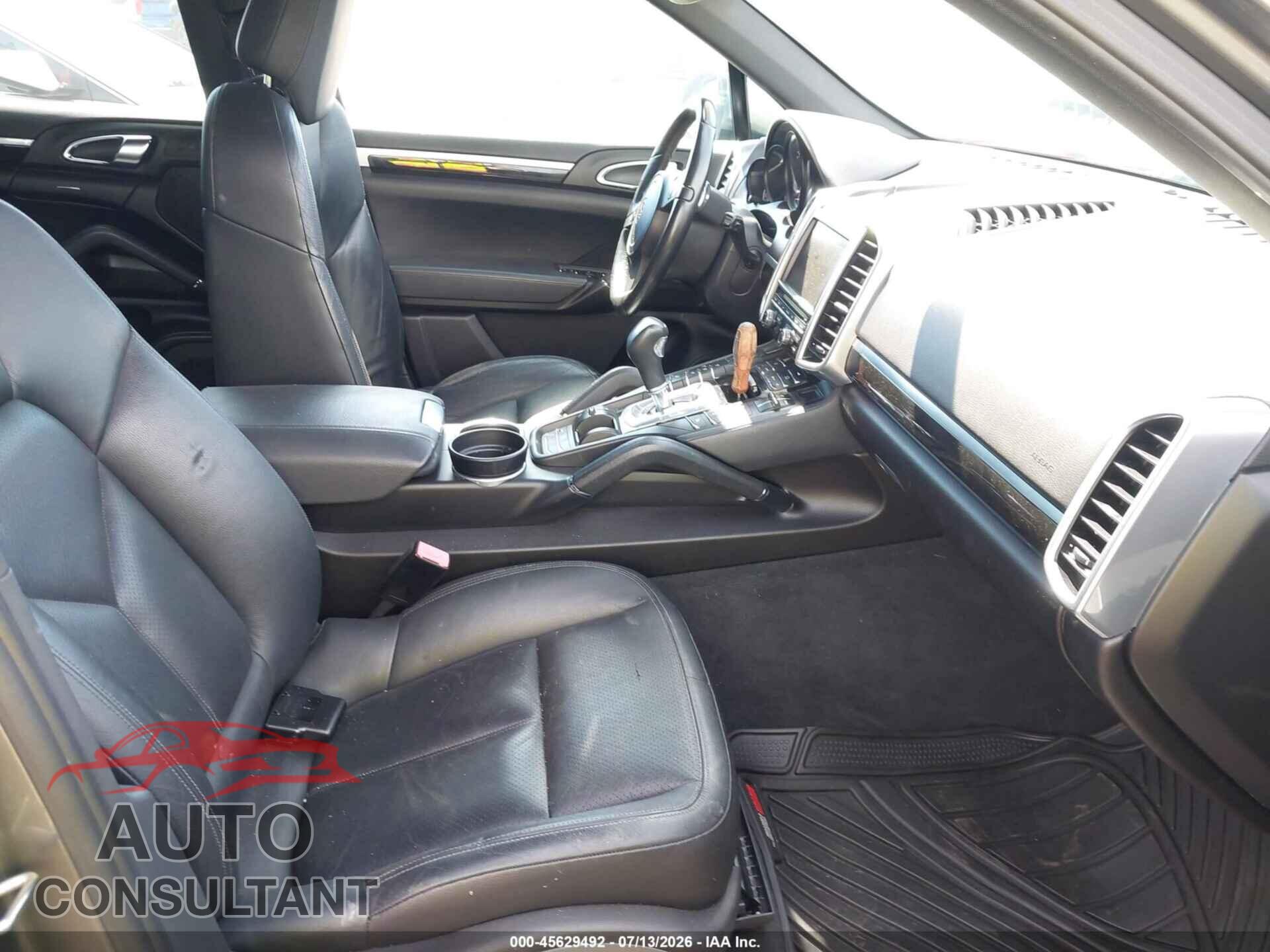 PORSCHE CAYENNE 2011 - WP1AB2A23BLA44066