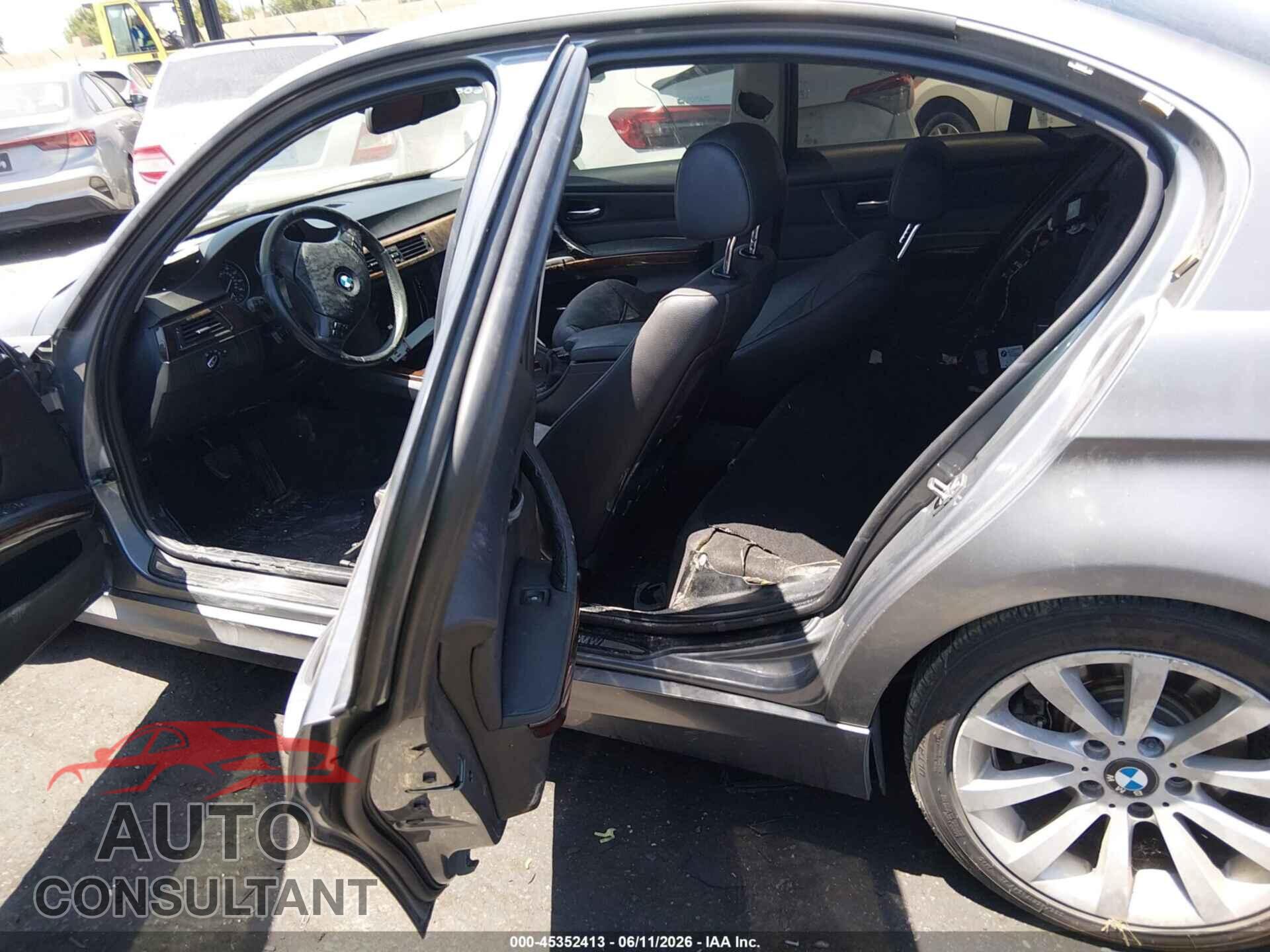 BMW 328I 2011 - WBAPH7C55BE676003