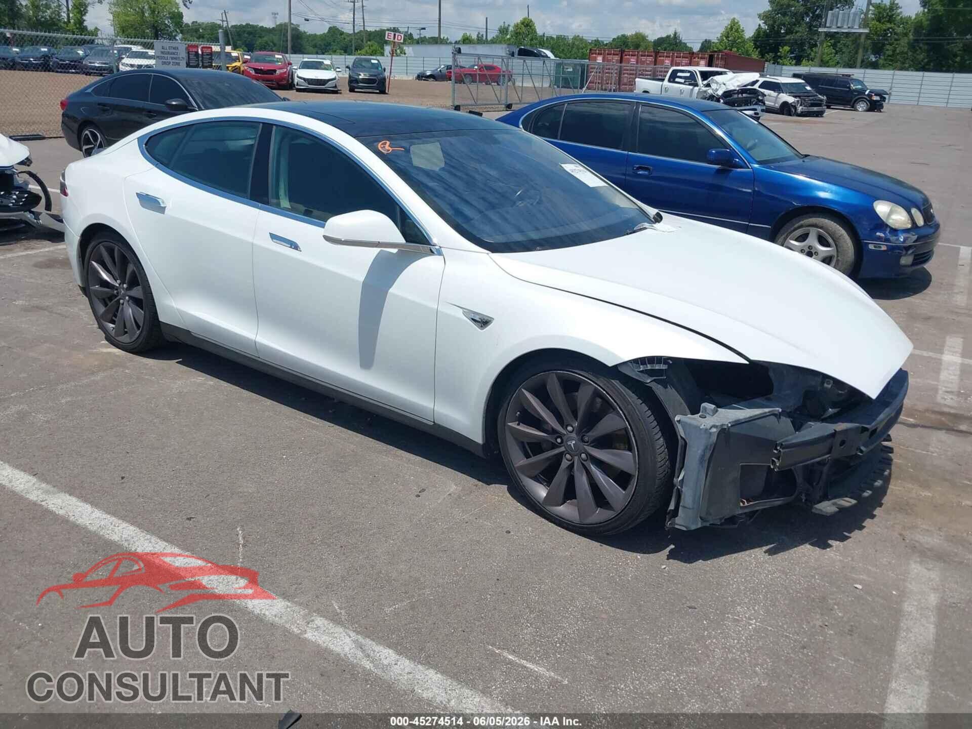 TESLA MODEL S 2013 - 5YJSA1DP6DFP11566