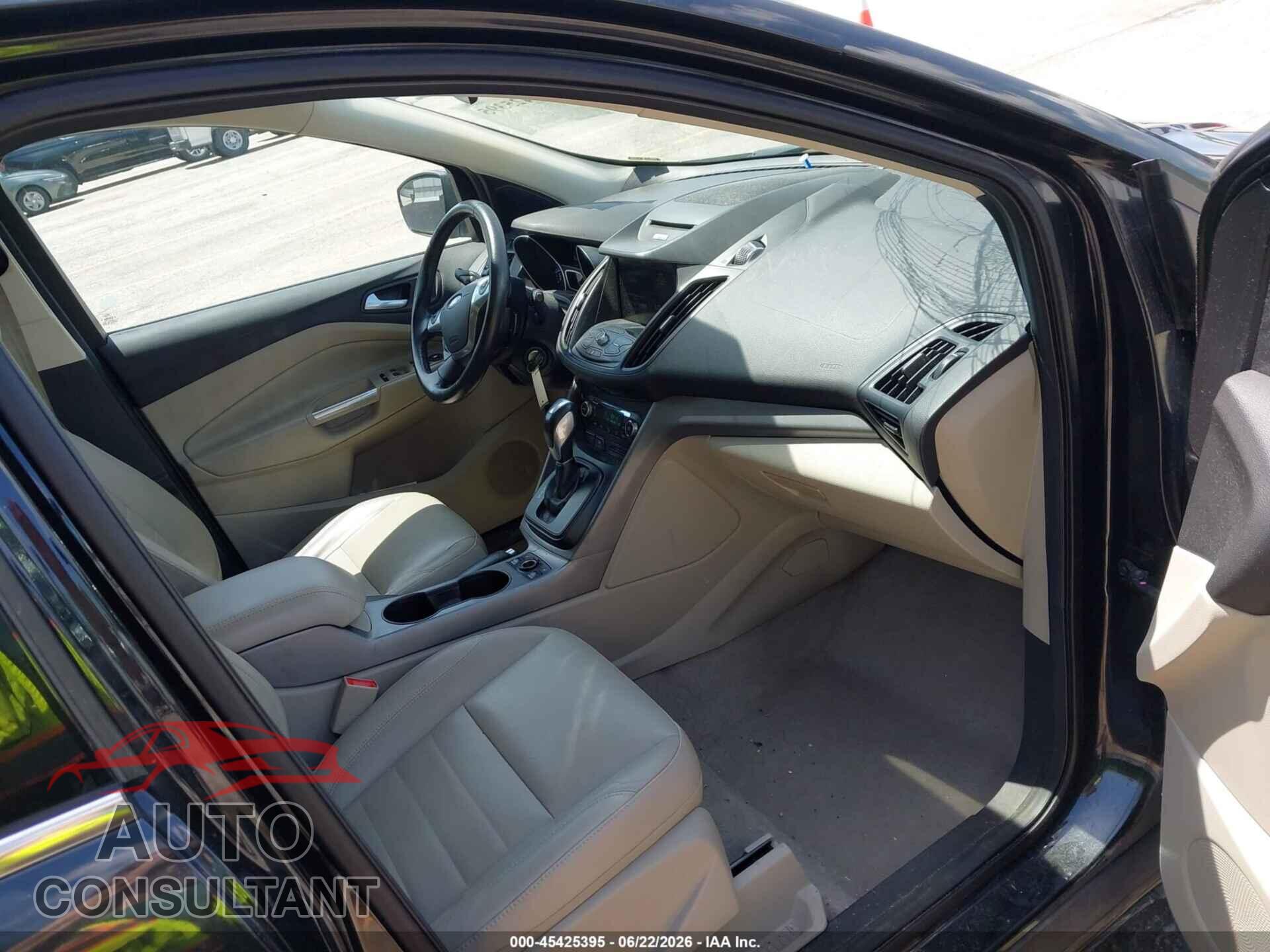 FORD ESCAPE 2014 - 1FMCU9G96EUC47299