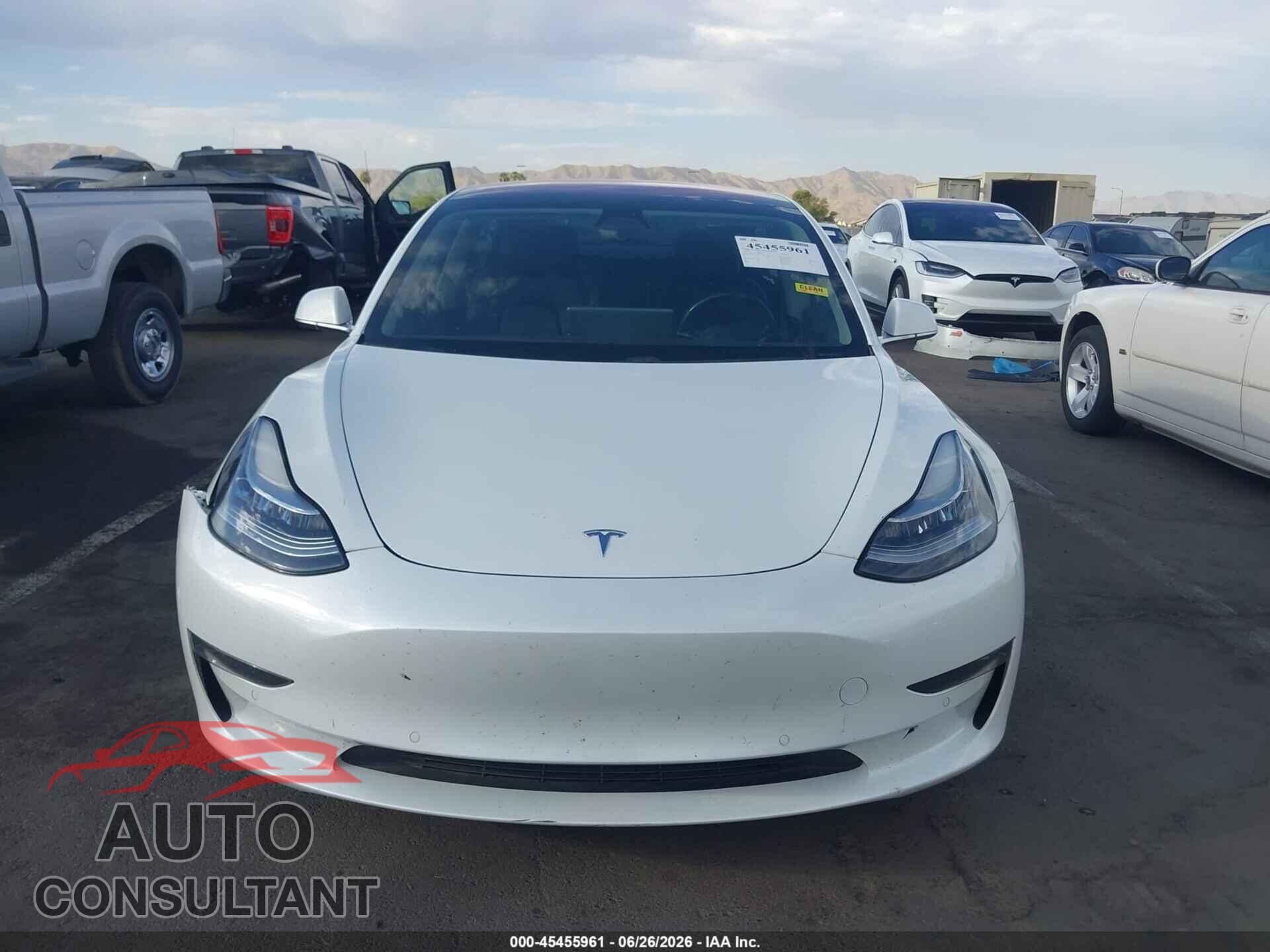 TESLA MODEL 3 2018 - 5YJ3E1EA1JF019701