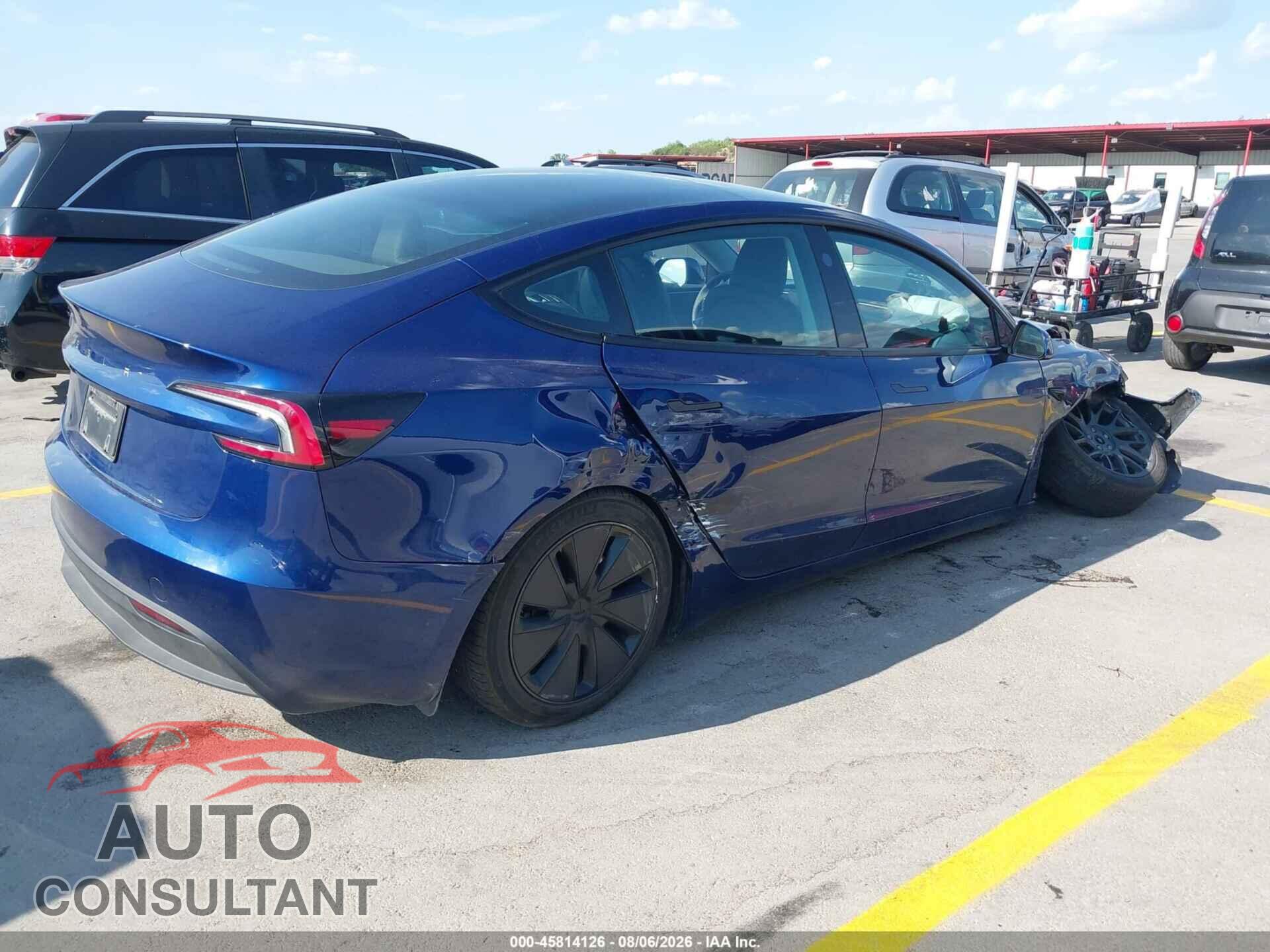 TESLA MODEL 3 2024 - 5YJ3E1EA0RF824097