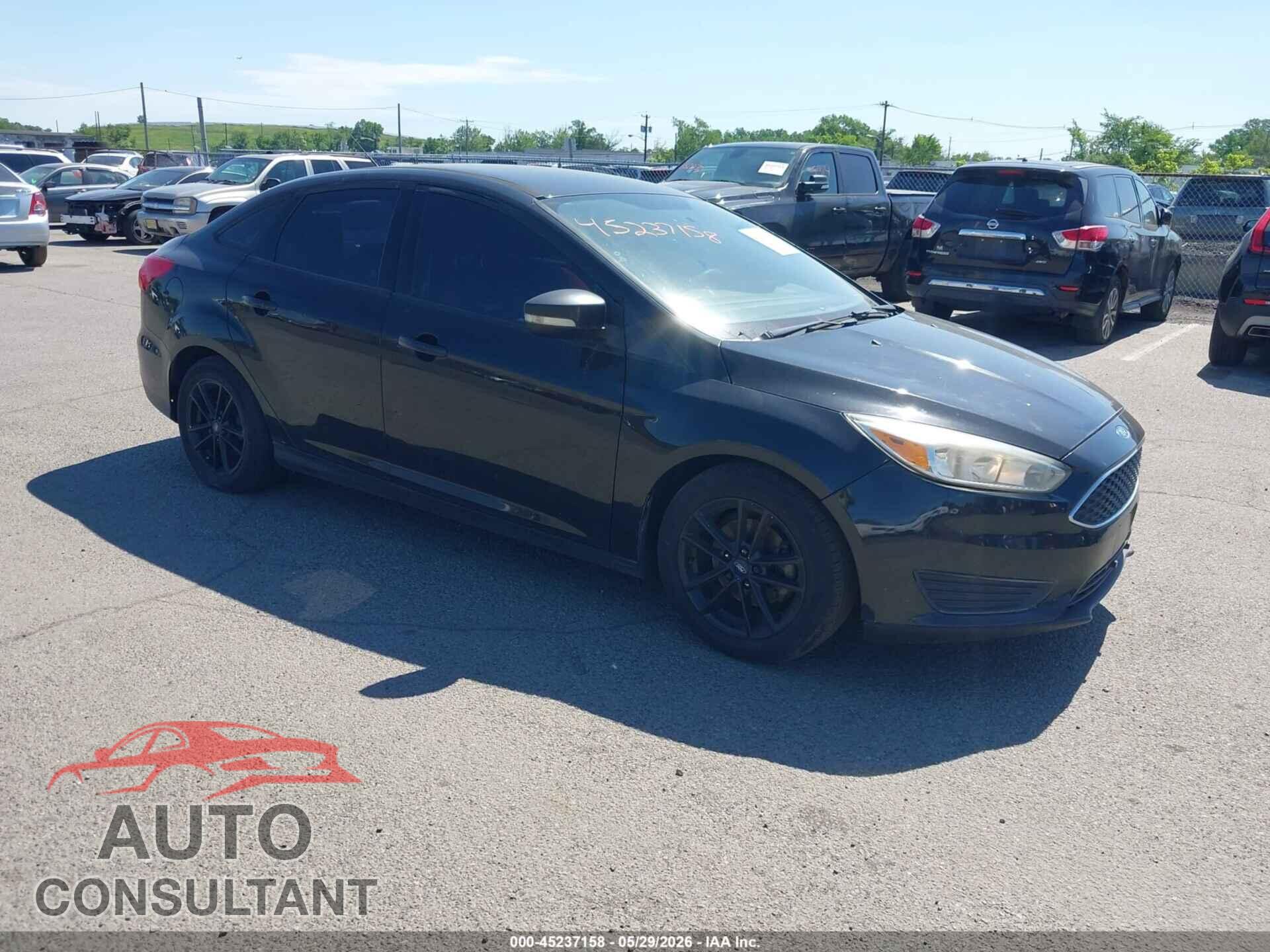 FORD FOCUS 2015 - 1FADP3F29FL208656