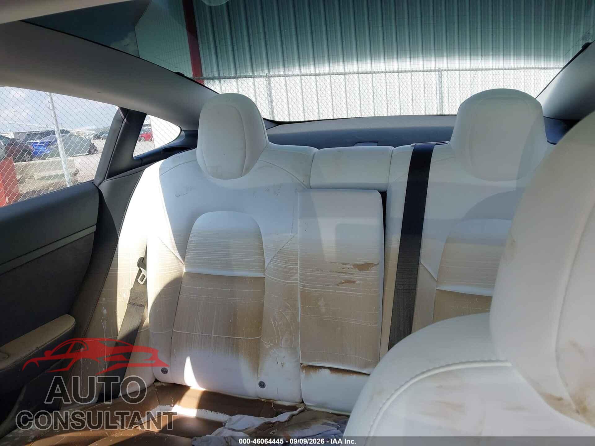 TESLA MODEL 3 2023 - 5YJ3E1EA1PF669363