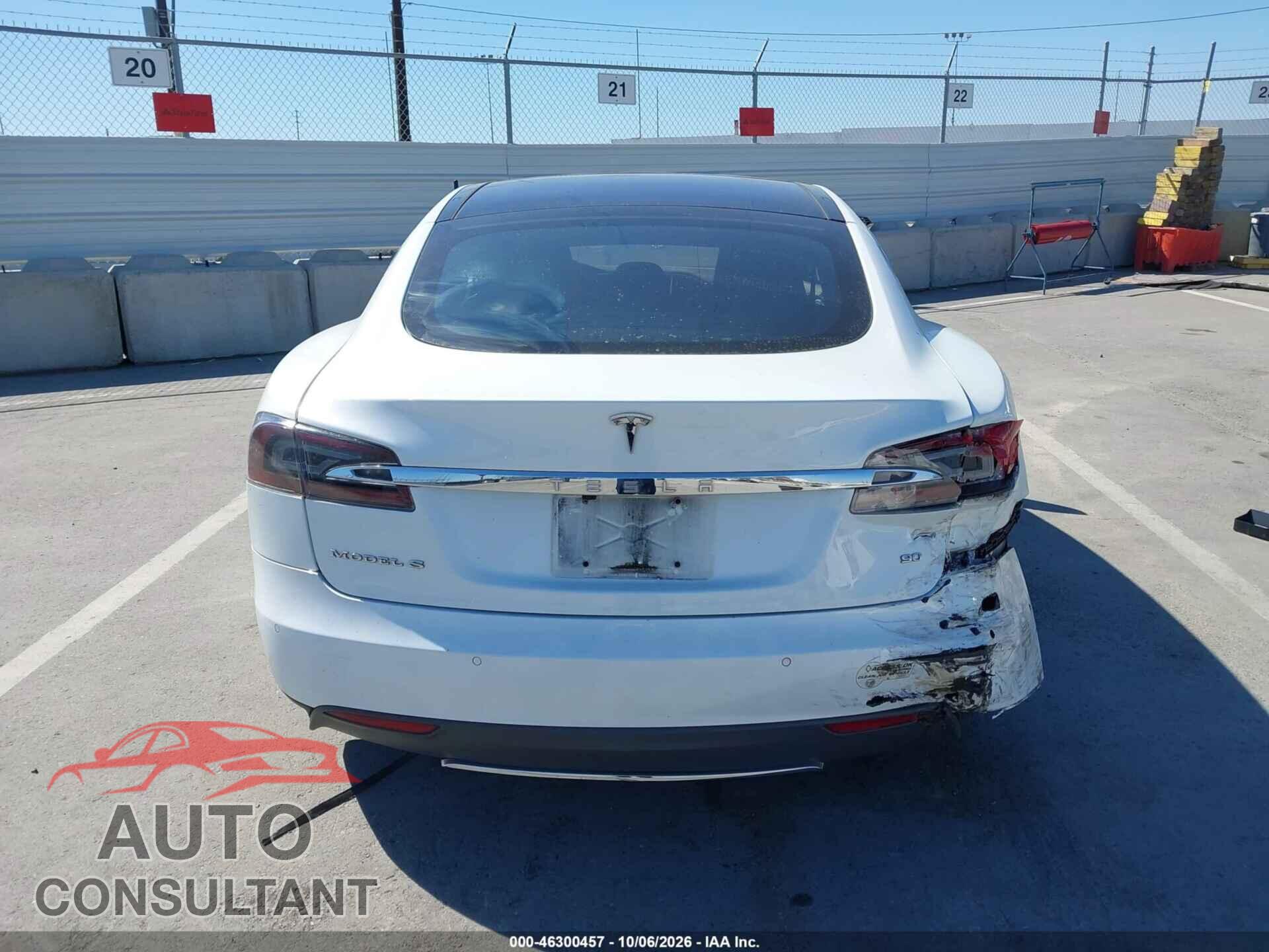 TESLA MODEL S 2015 - 5YJSA1E14FF112288
