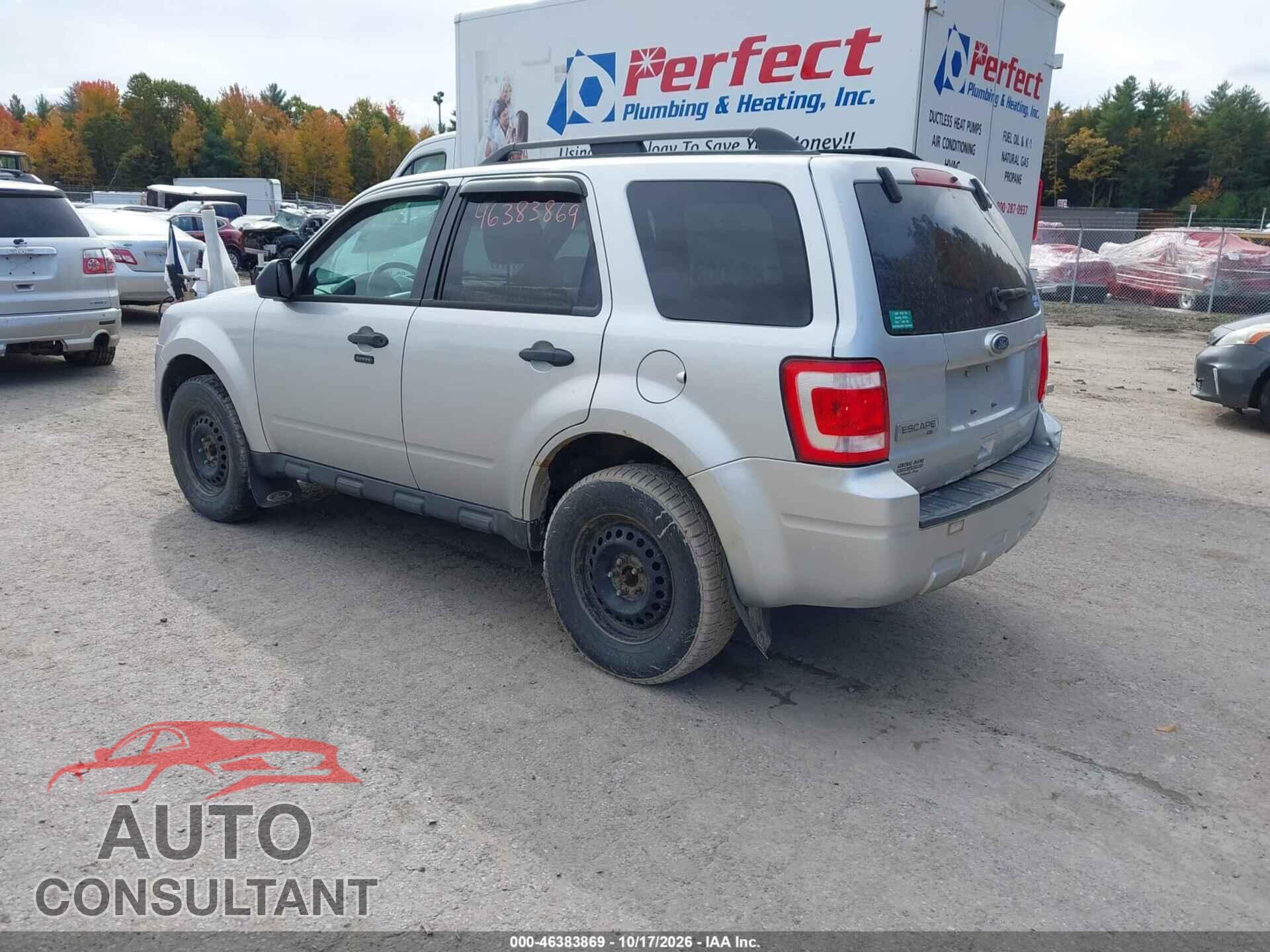 FORD ESCAPE 2010 - 1FMCU9D77AKB95481