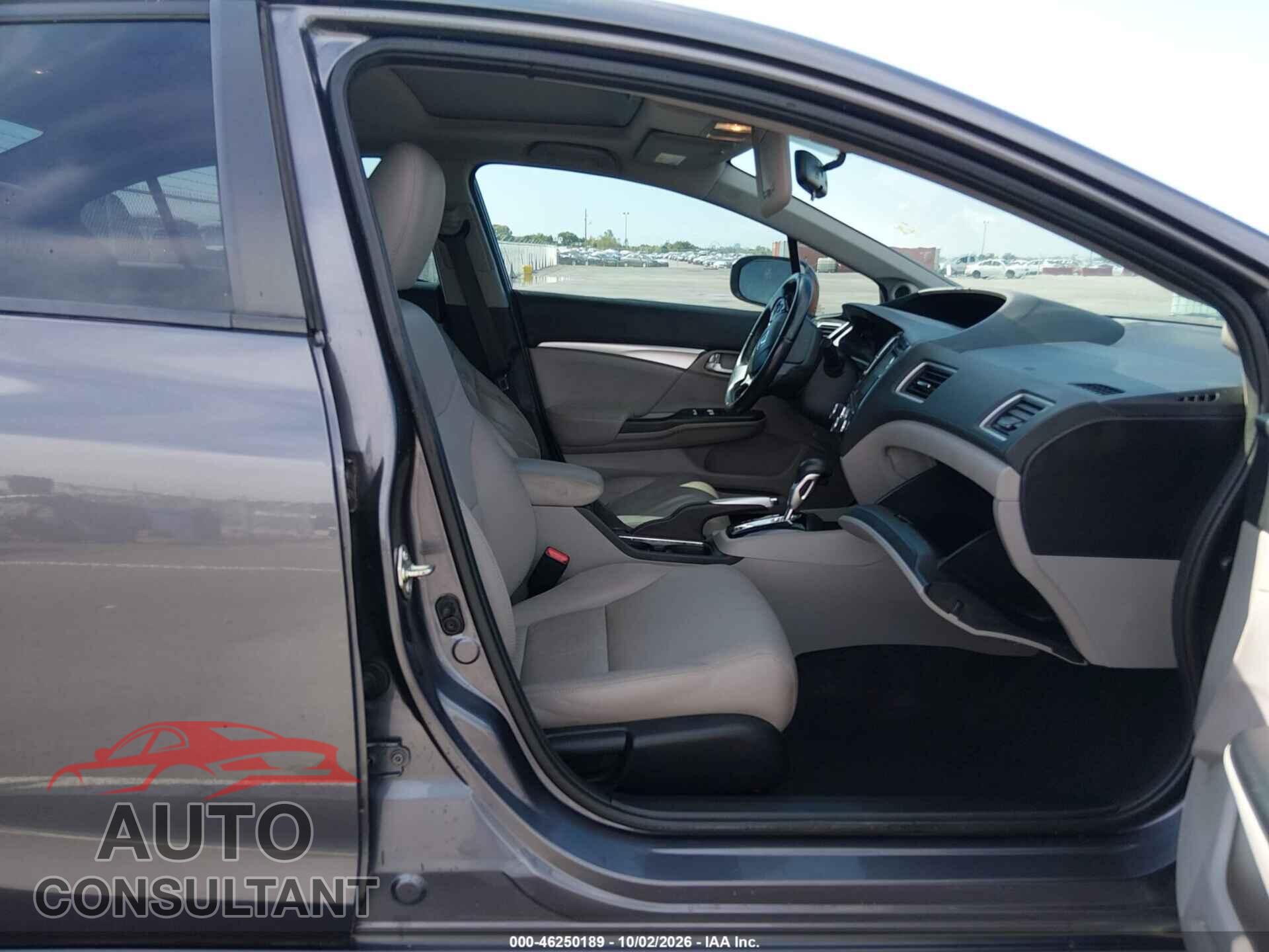 HONDA CIVIC 2015 - 19XFB2F93FE106903