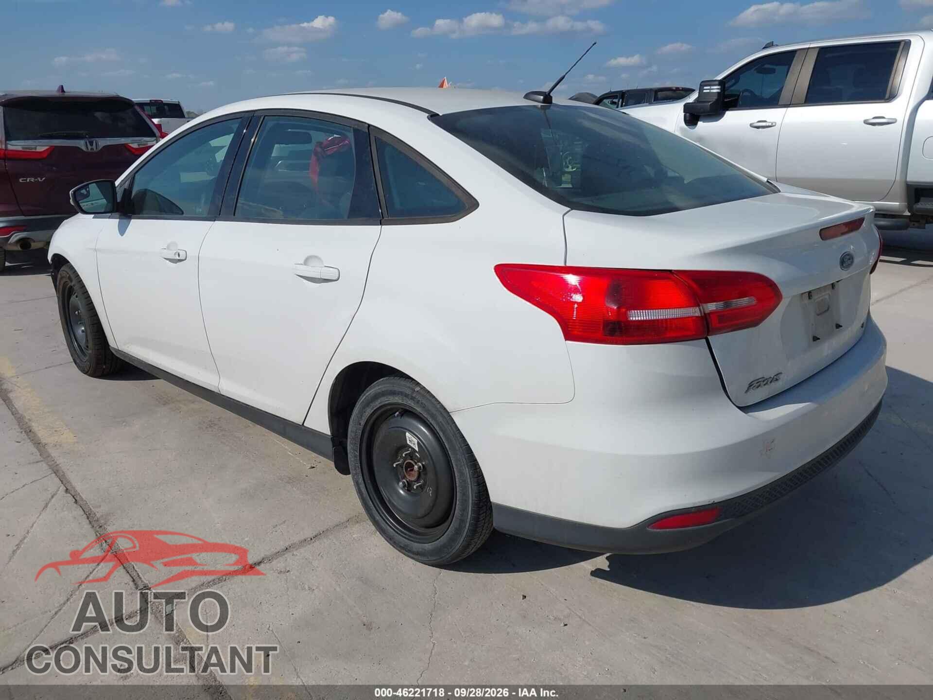 FORD FOCUS 2017 - 1FADP3F23HL217338