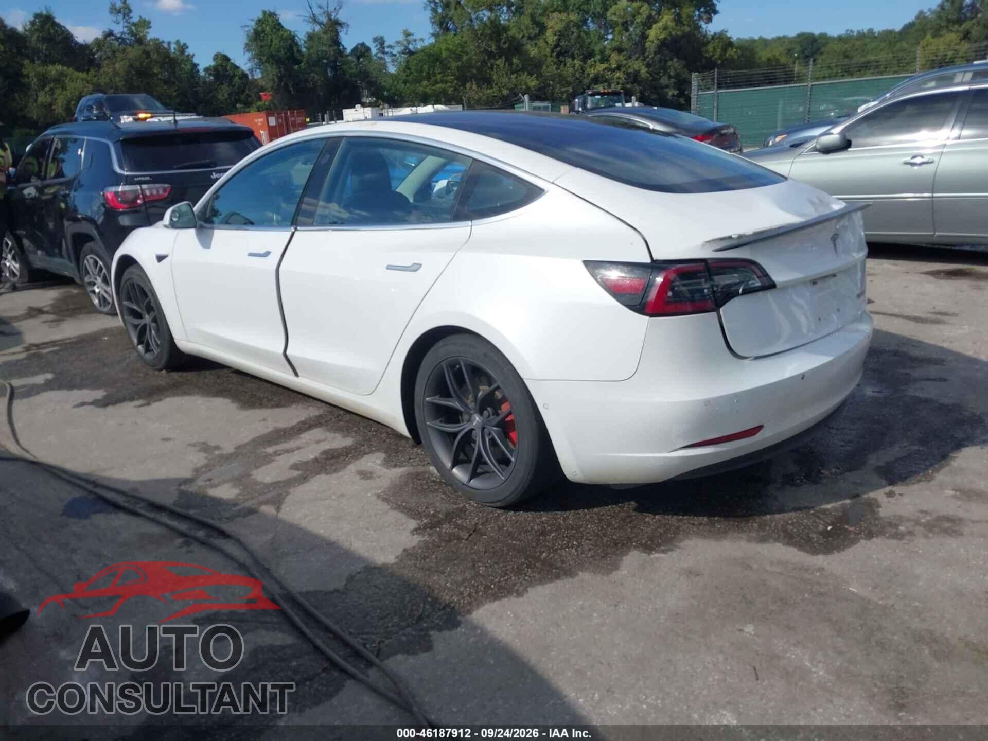 TESLA MODELO 3 2018 - 5YJ3E1EB3JF151500