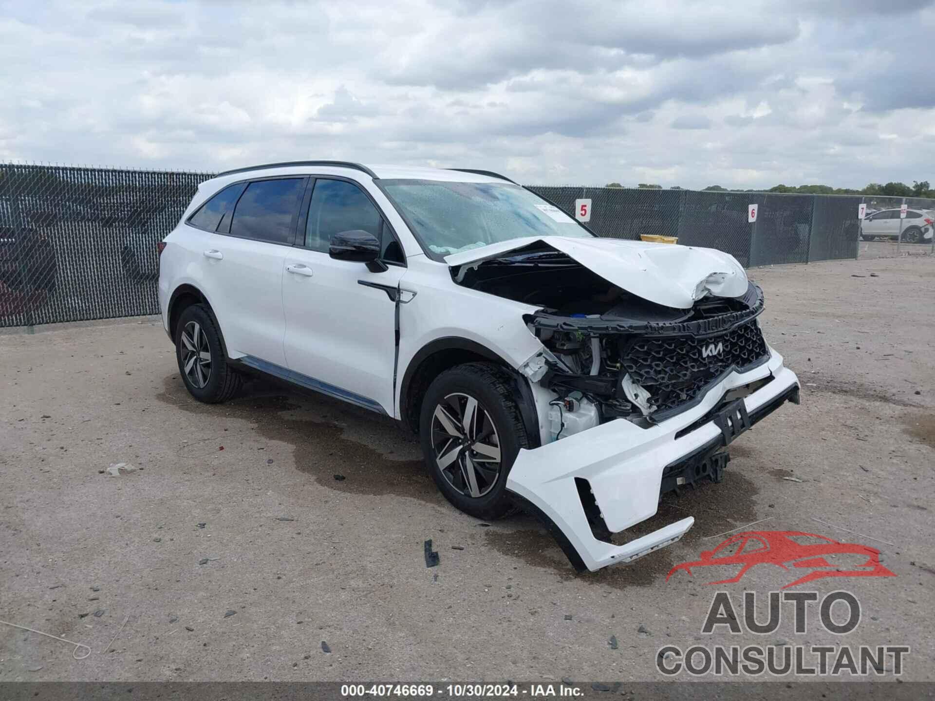 KIA SORENTO 2023 - 5XYRL4LC1PG234700