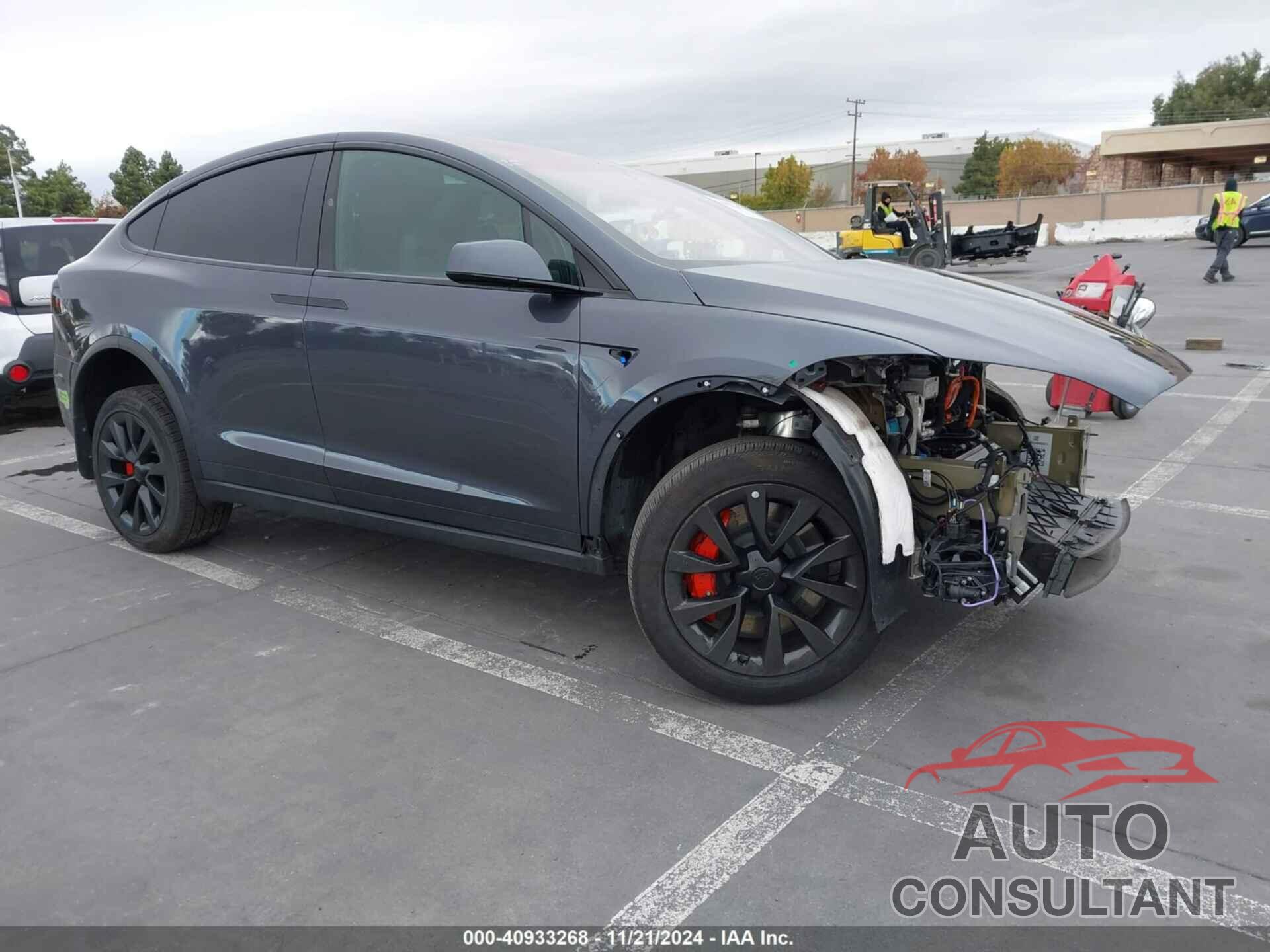 TESLA MODEL X 2023 - 7SAXCBE64PF402794