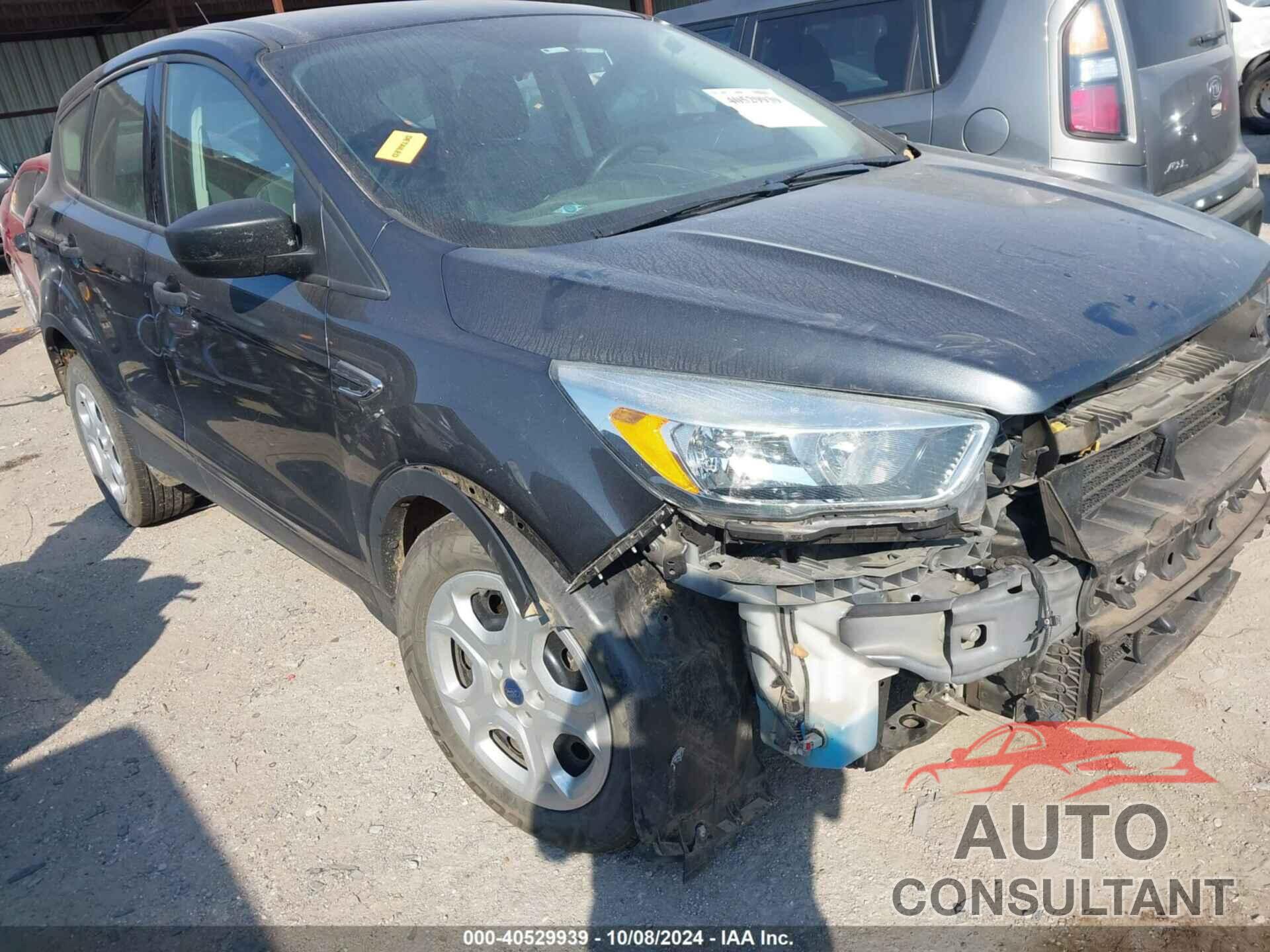 FORD ESCAPE 2017 - 1FMCU0F7XHUB79752