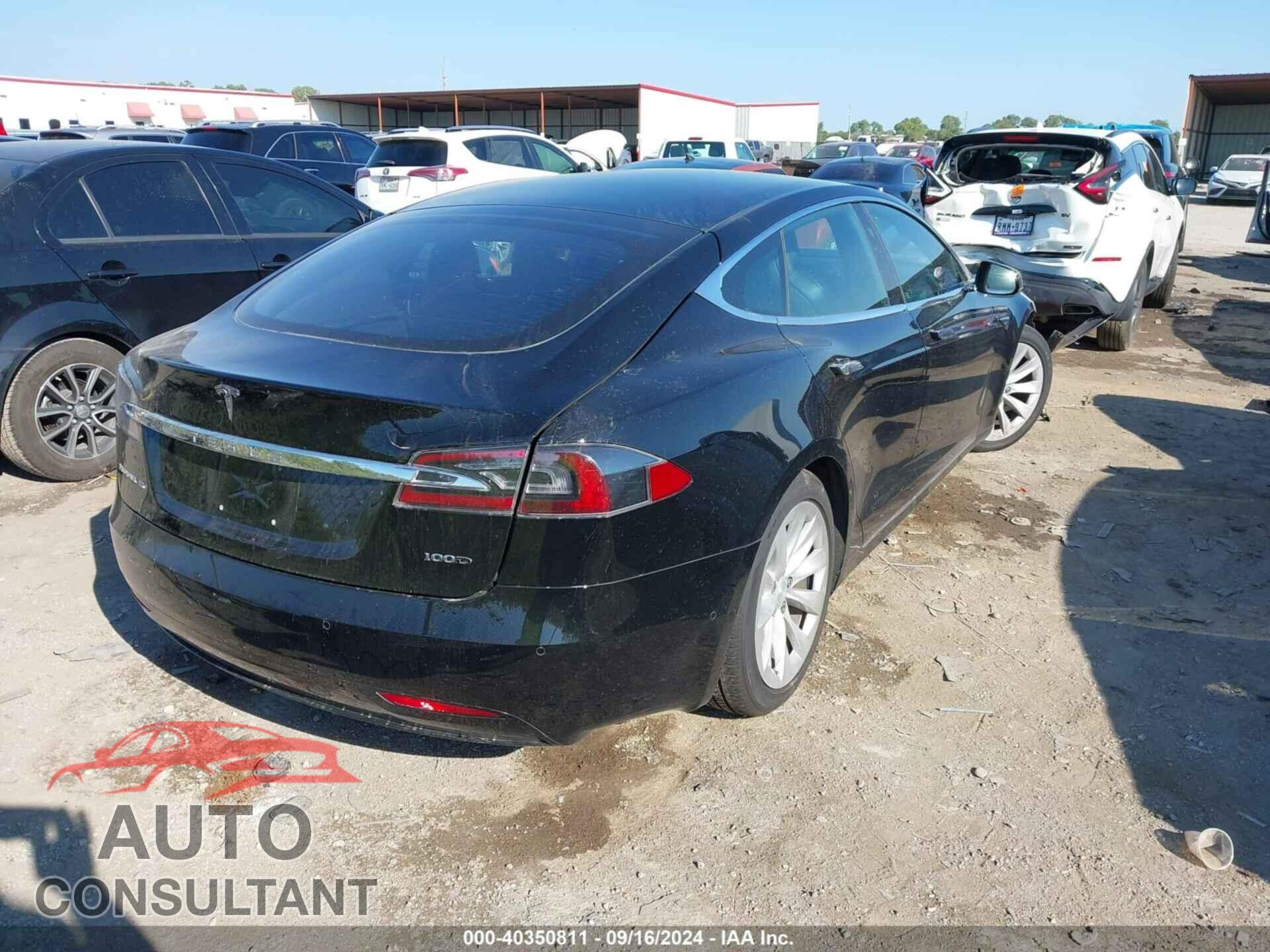 TESLA MODEL S 2017 - 5YJSA1E26HF215823