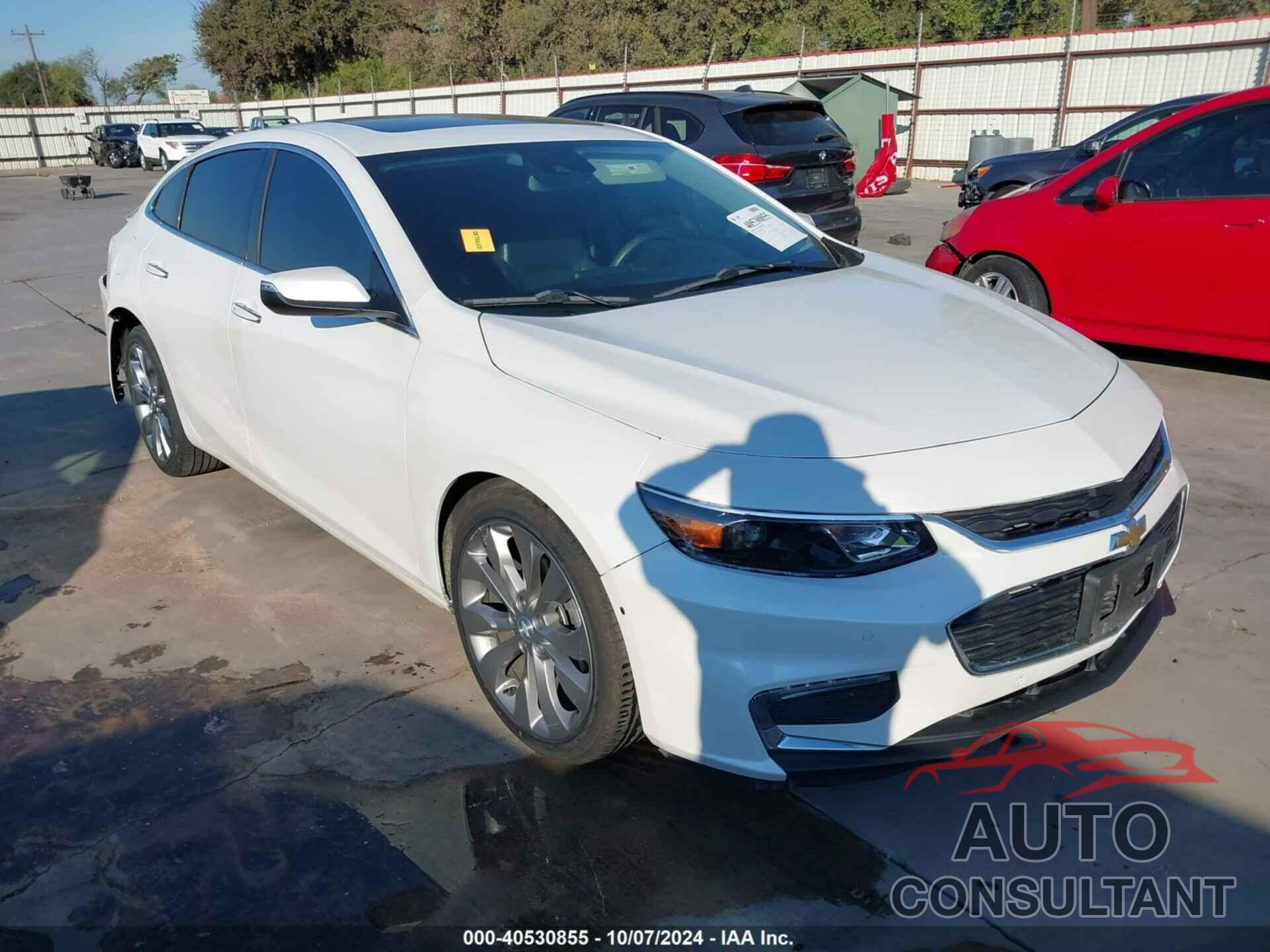 CHEVROLET MALIBU 2018 - 1G1ZE5SX9JF240896