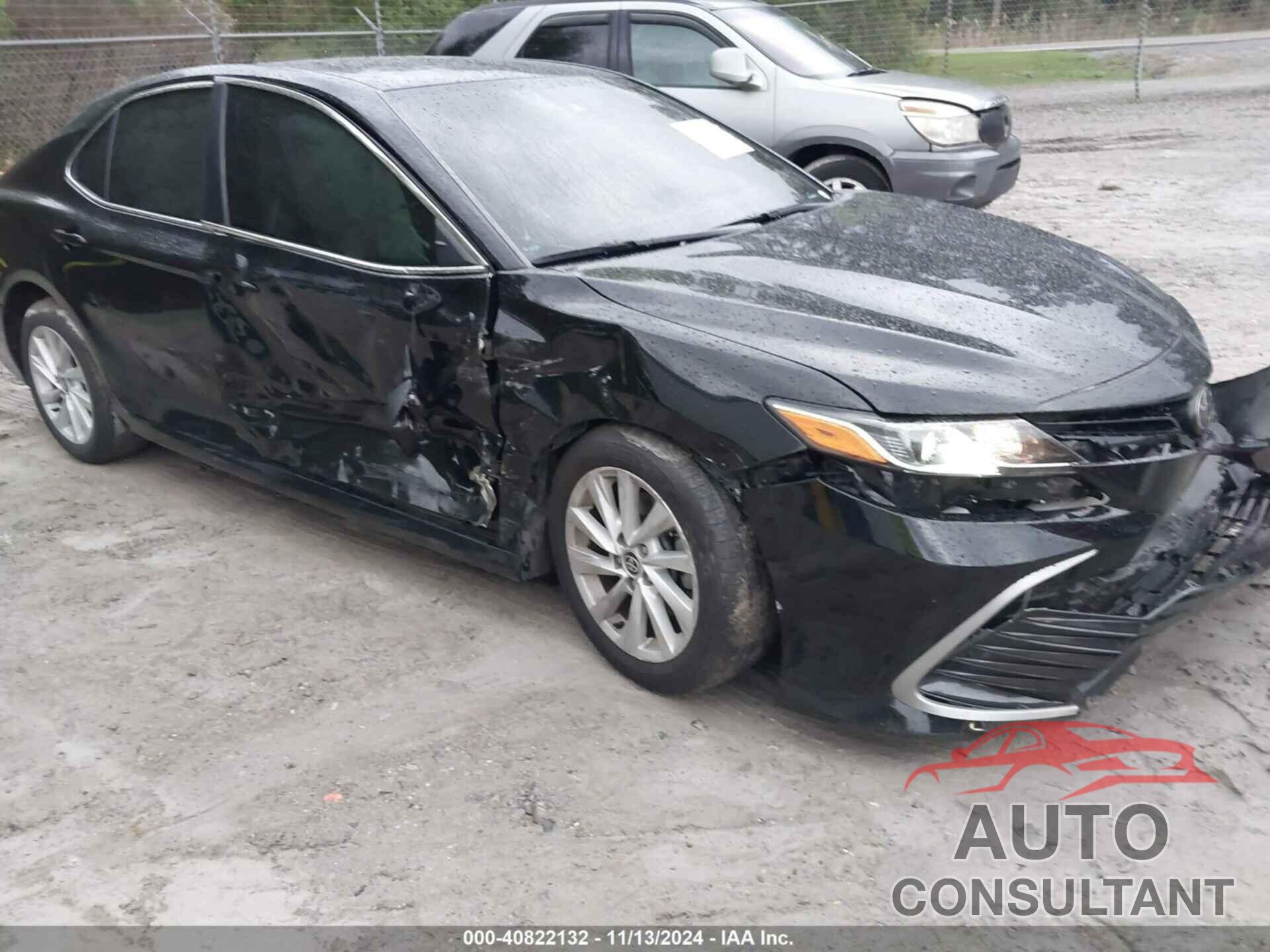 TOYOTA CAMRY 2022 - 4T1C11AK9NU683750