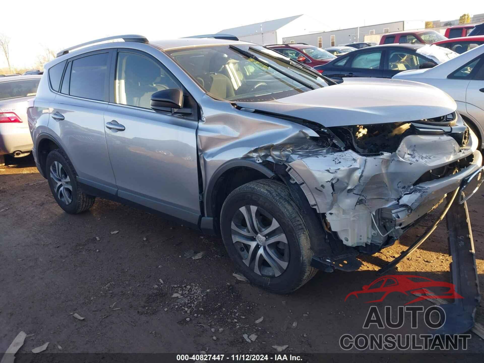 TOYOTA RAV4 2018 - JTMBFREV4JJ220897