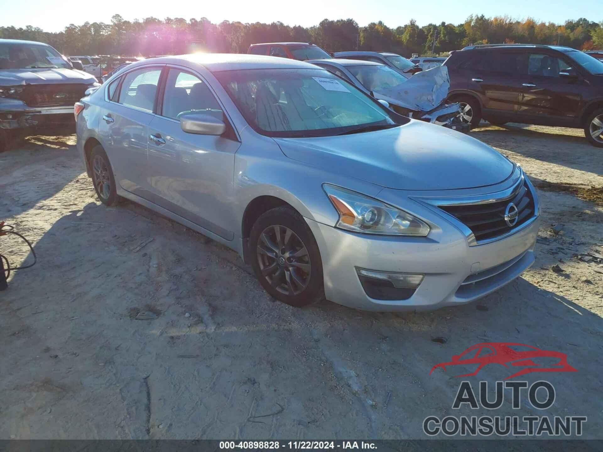 NISSAN ALTIMA 2015 - 1N4AL3AP3FC599093