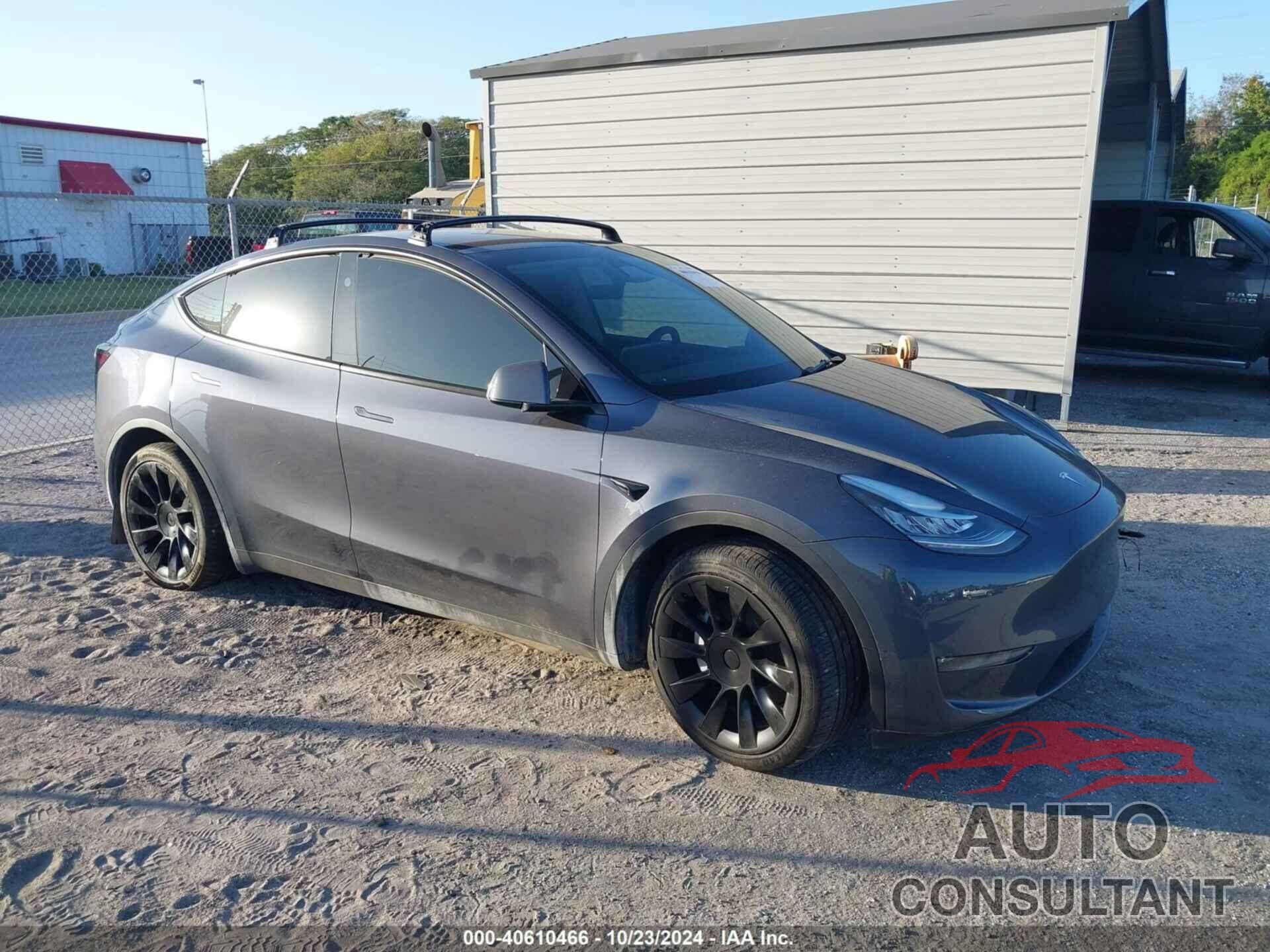 TESLA MODEL Y 2023 - 7SAYGDEE2PA151038