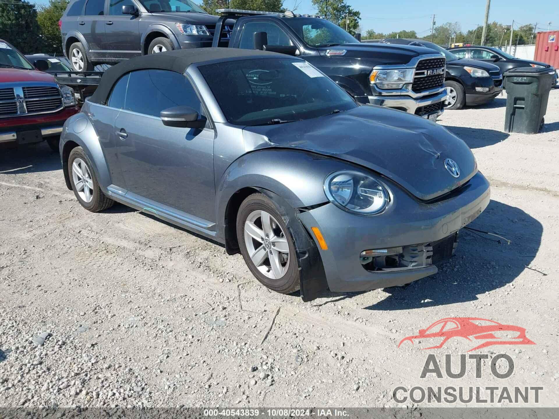 VOLKSWAGEN BEETLE 2015 - 3VW517ATXFM811375