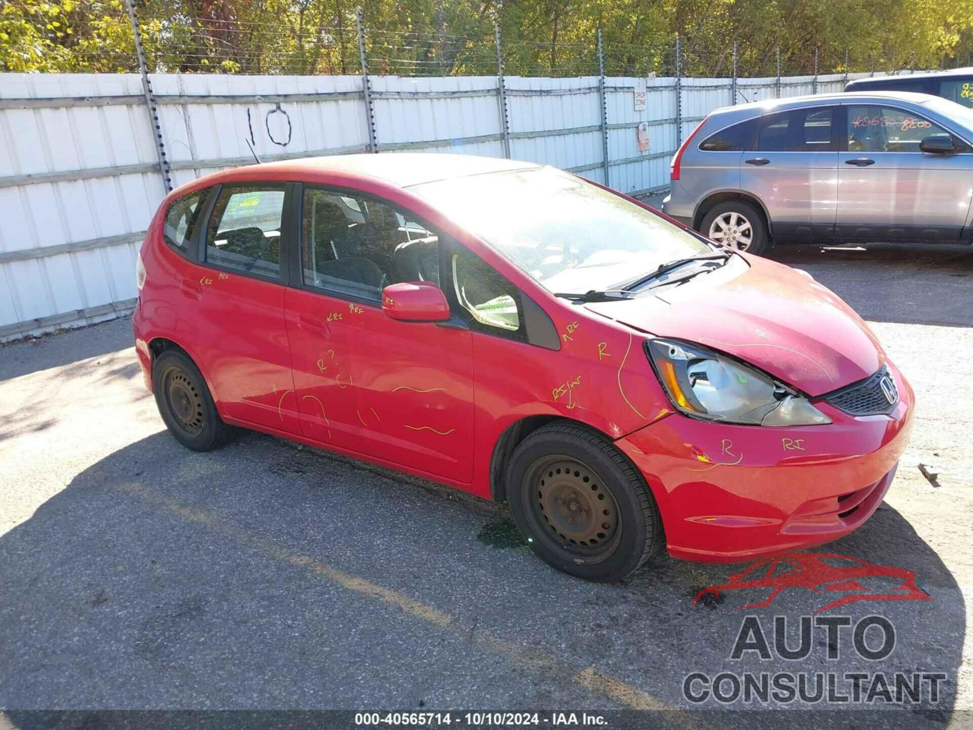 HONDA FIT 2012 - JHMGE8H38CC022892