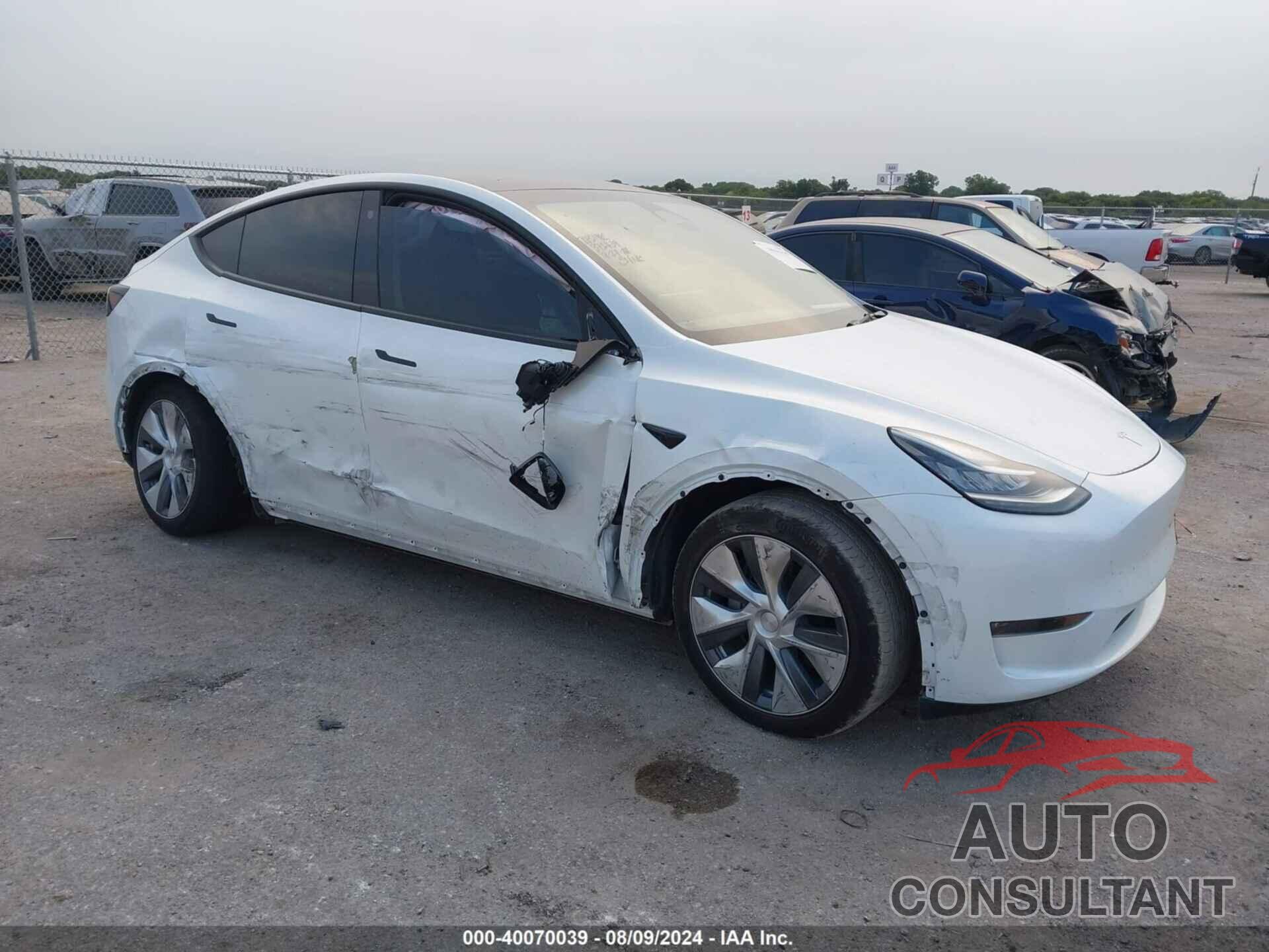 TESLA MODEL Y 2023 - 7SAYGDEE0PA096072