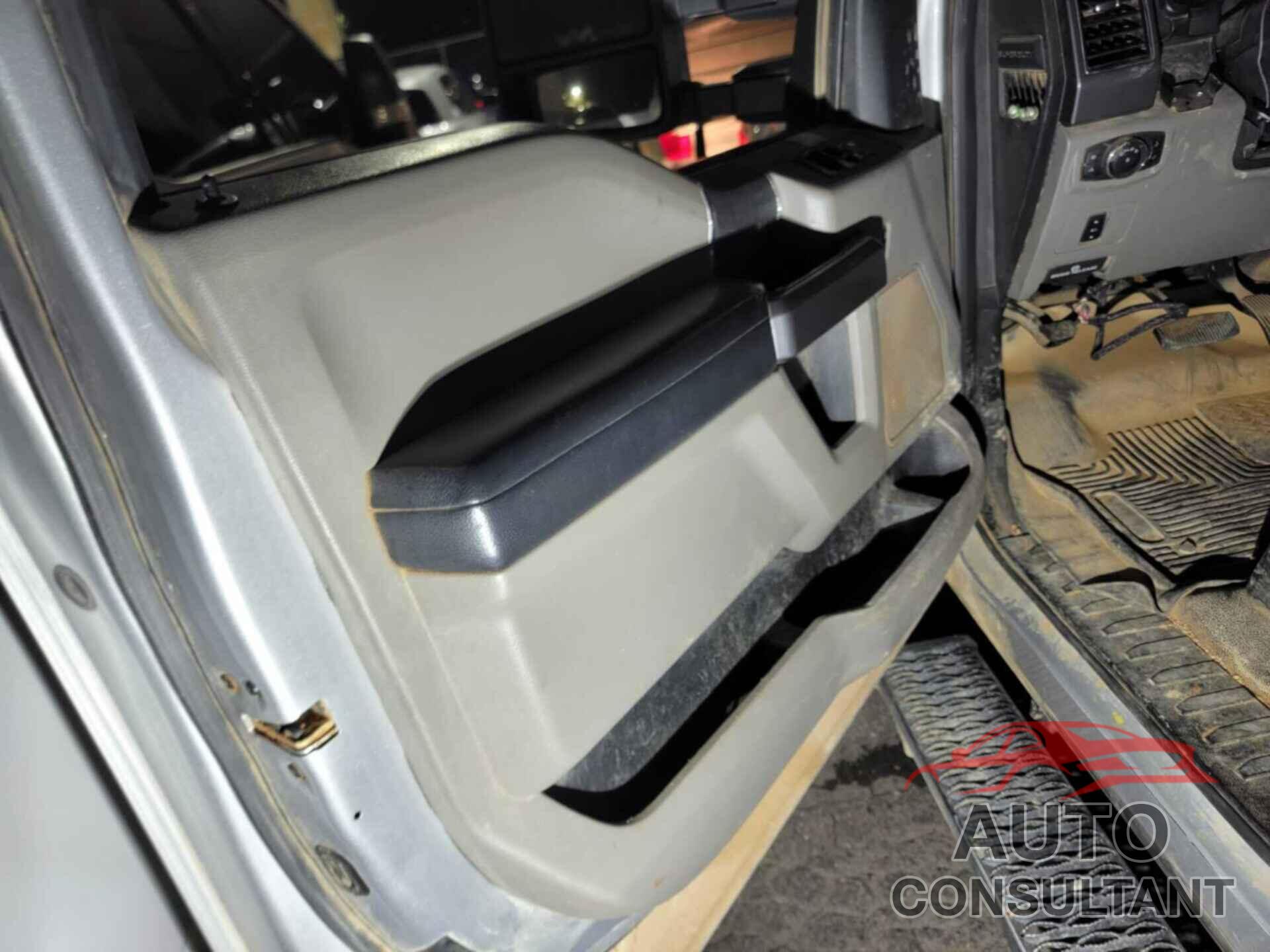 FORD F250 2019 - 1FT7X2B66KEE66724