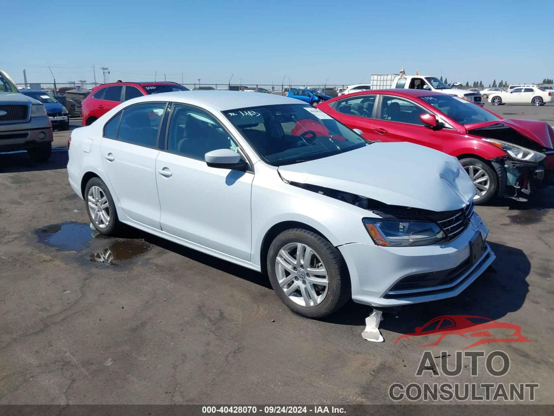 VOLKSWAGEN JETTA 2018 - 3VW2B7AJ0JM262678