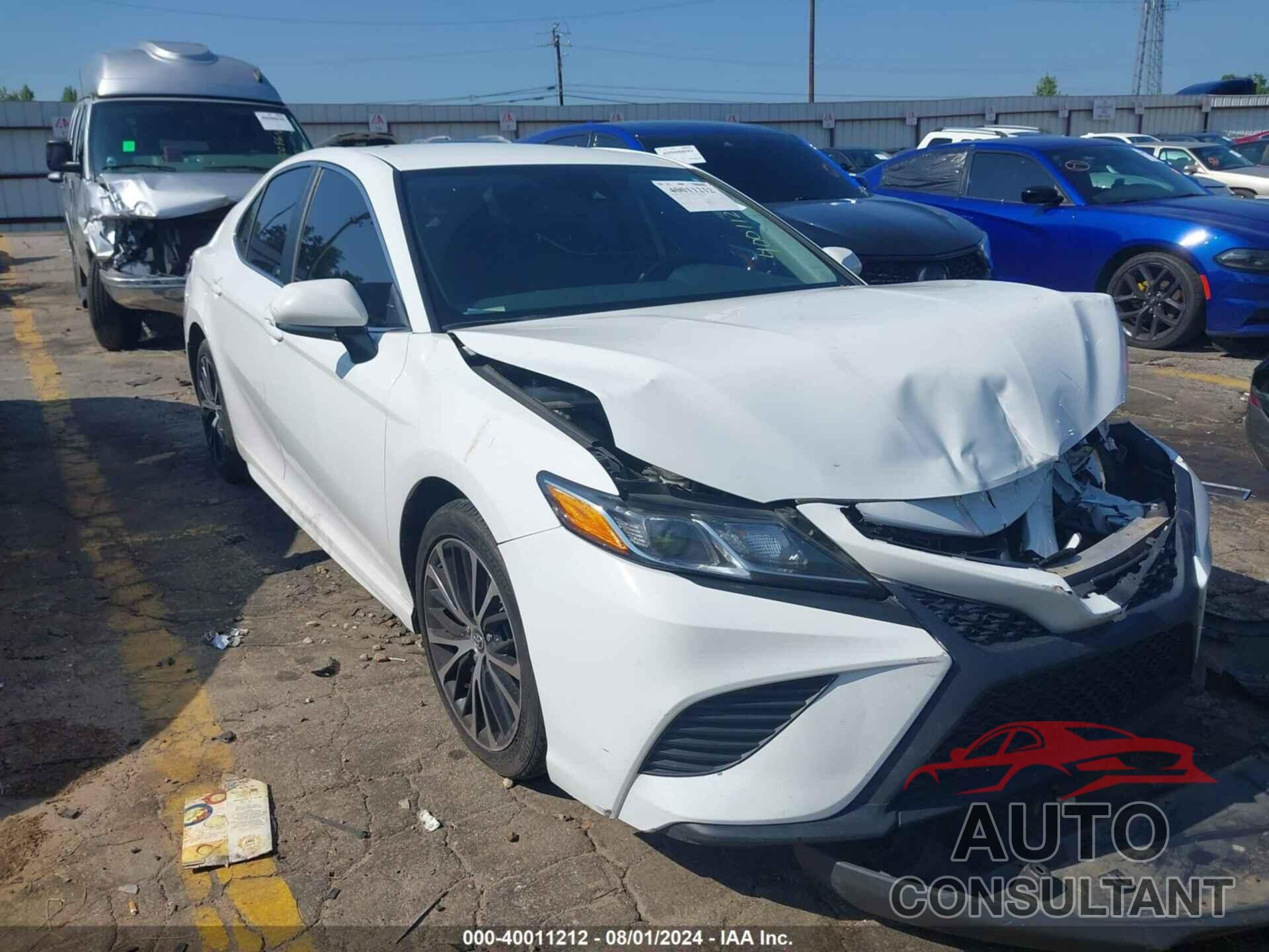 TOYOTA CAMRY 2019 - 4T1B11HK2KU768281