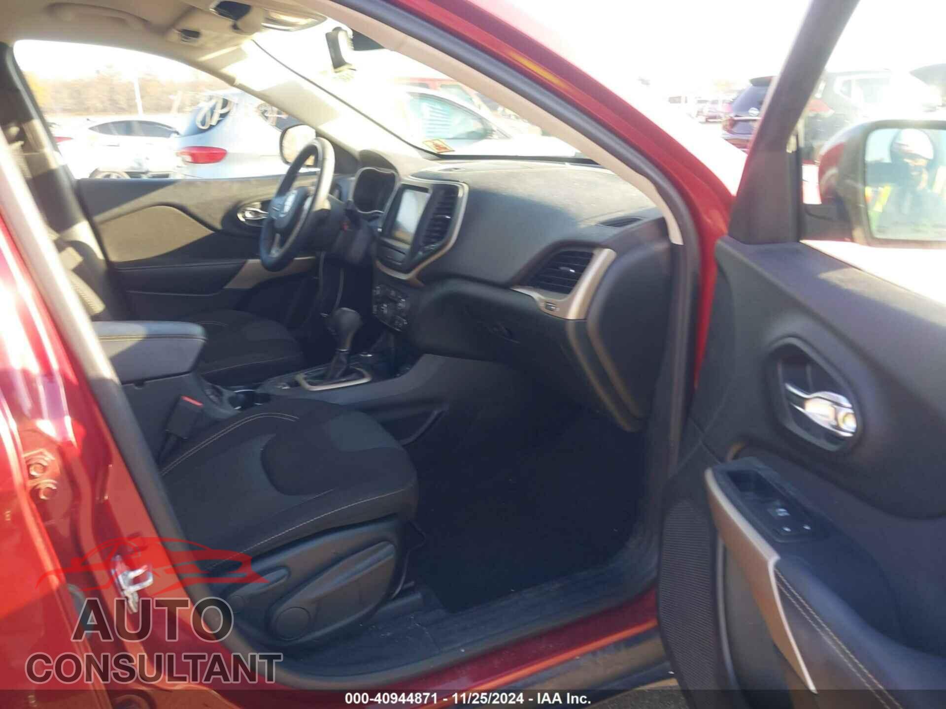 JEEP CHEROKEE 2017 - 1C4PJMCS9HW567896