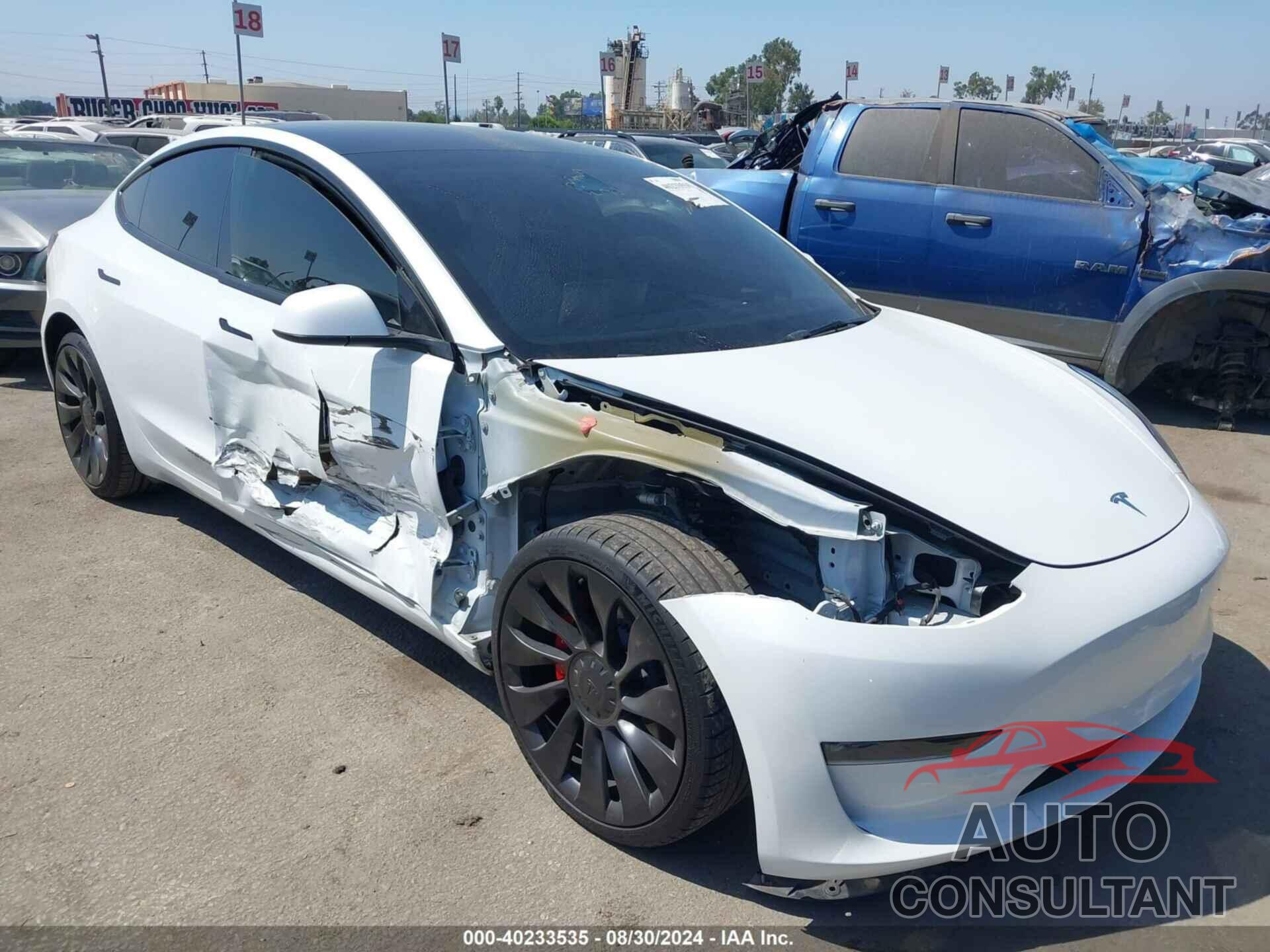 TESLA MODEL 3 2023 - 5YJ3E1EC4PF599469