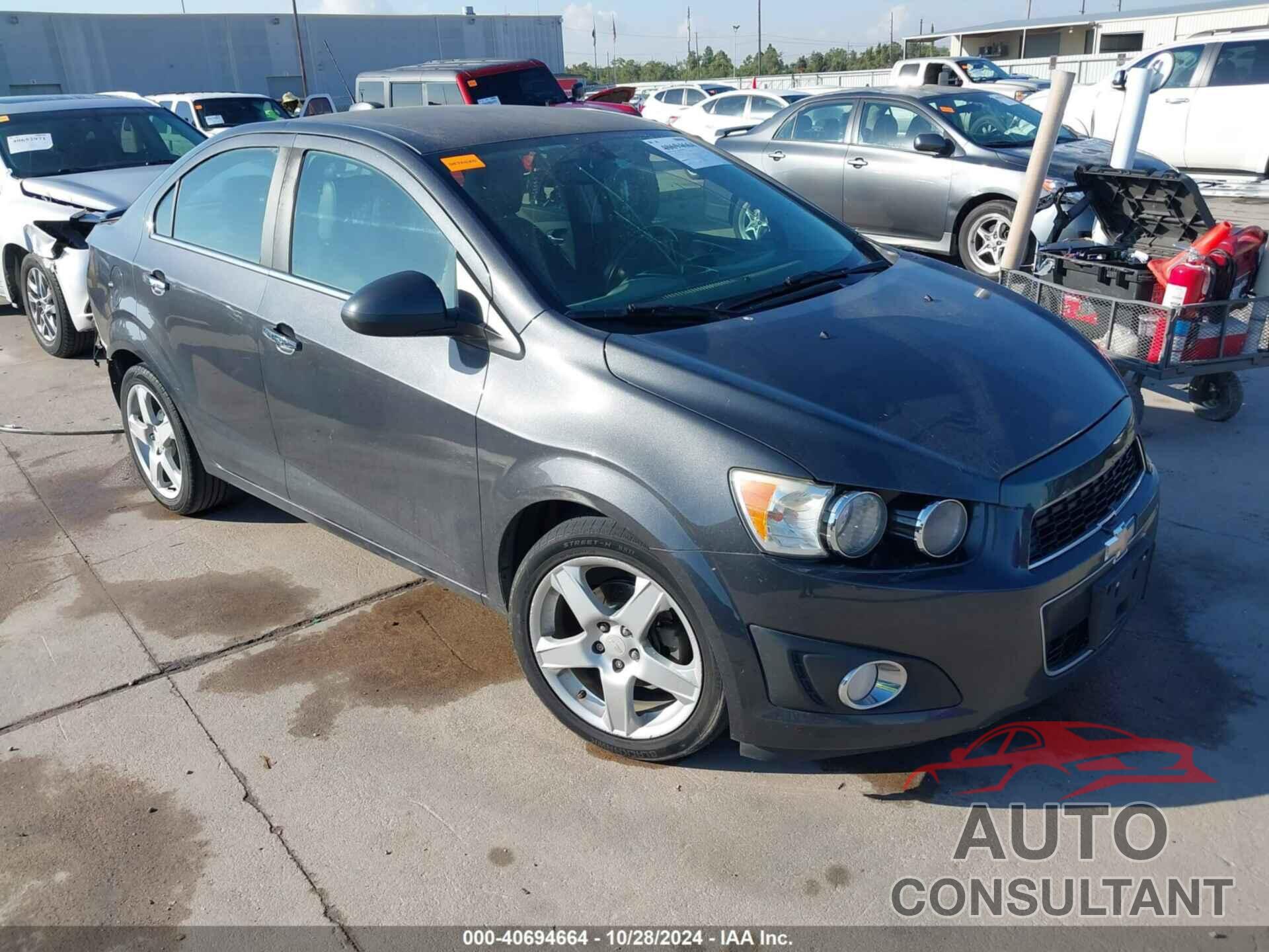 CHEVROLET SONIC 2016 - 1G1JE5SB0G4140465