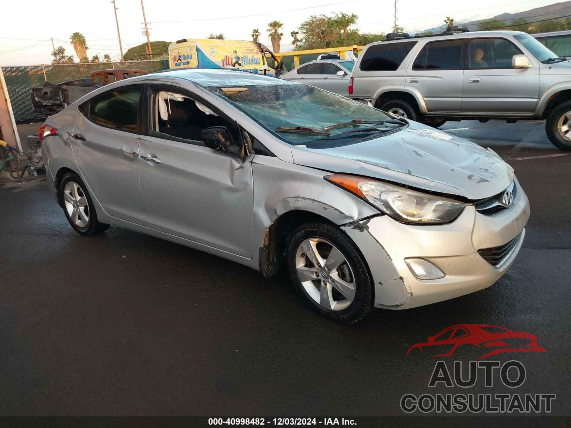HYUNDAI ELANTRA 2013 - 5NPDH4AE4DH172097