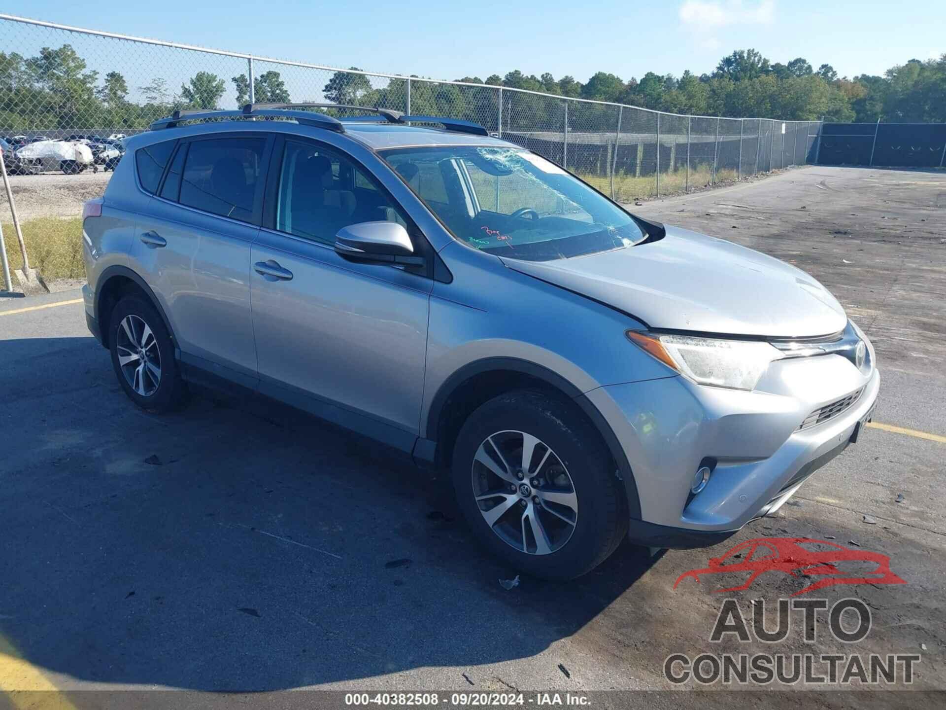 TOYOTA RAV4 2017 - 2T3RFREV1HW561779