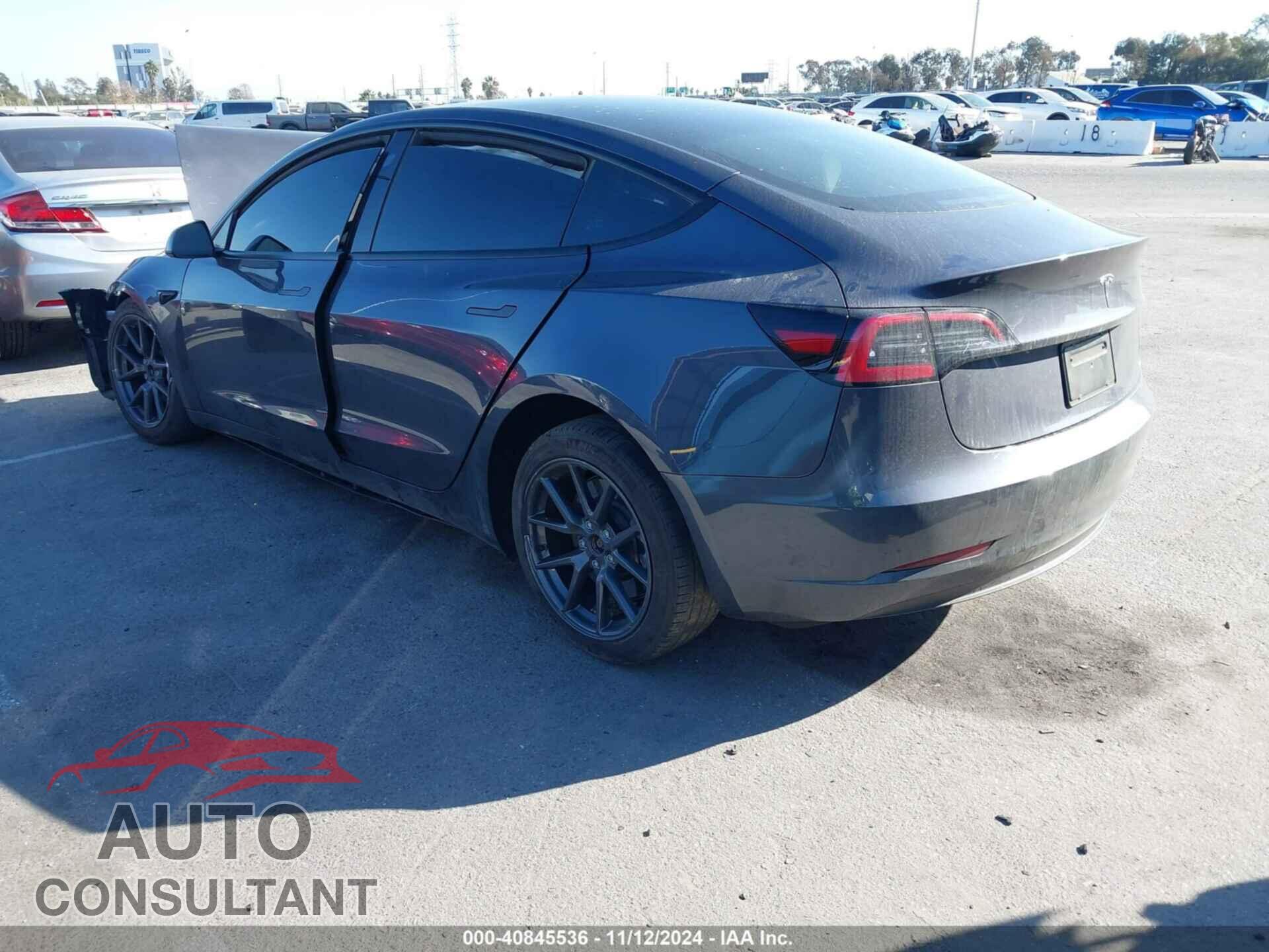 TESLA MODEL 3 2023 - 5YJ3E1EAXPF679258