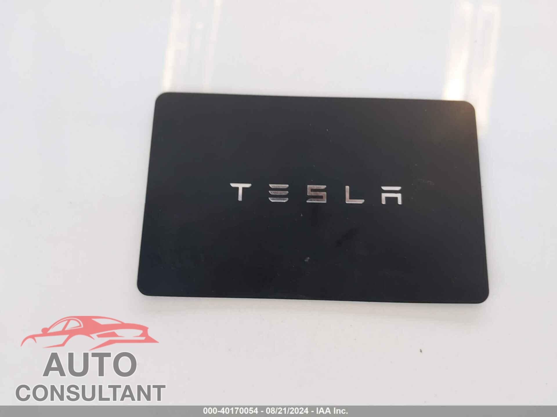 TESLA MODEL 3 2024 - 5YJ3E1EB5RF738910