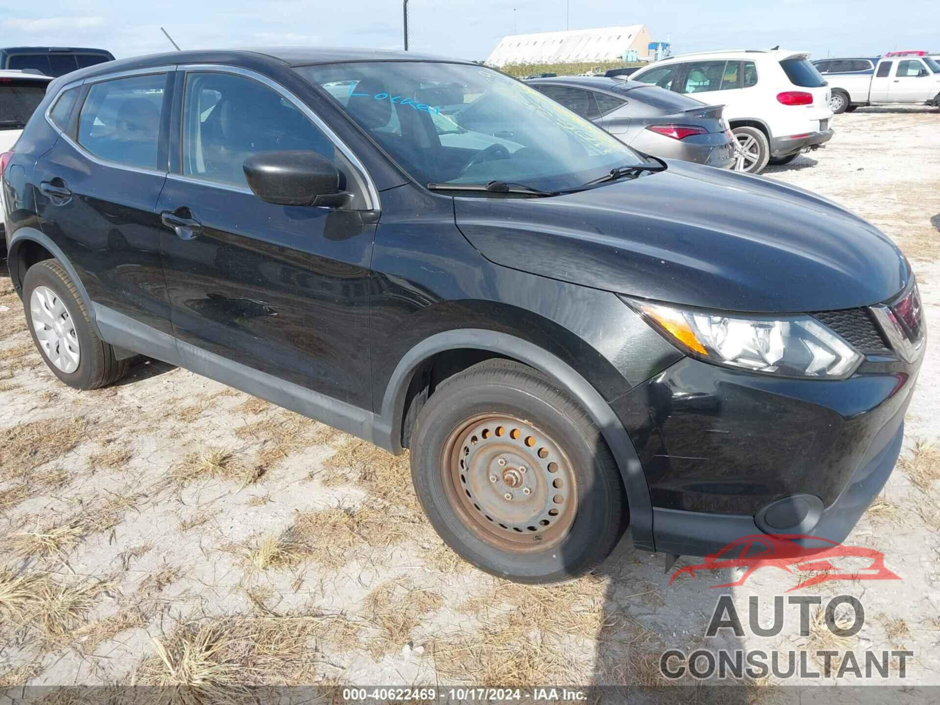 NISSAN ROGUE SPORT 2018 - JN1BJ1CR2JW281015