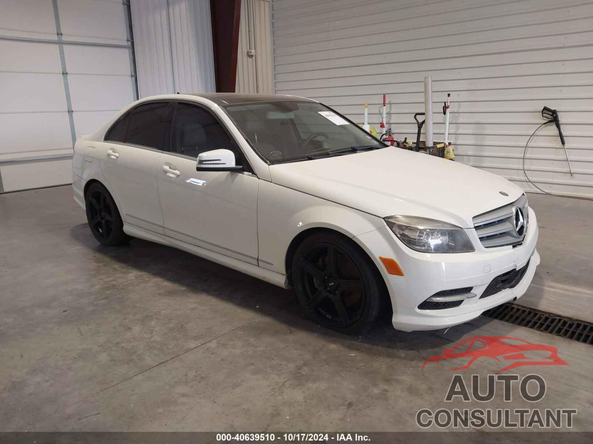 MERCEDES-BENZ C 350 2011 - WDDGF5GB8BR135989