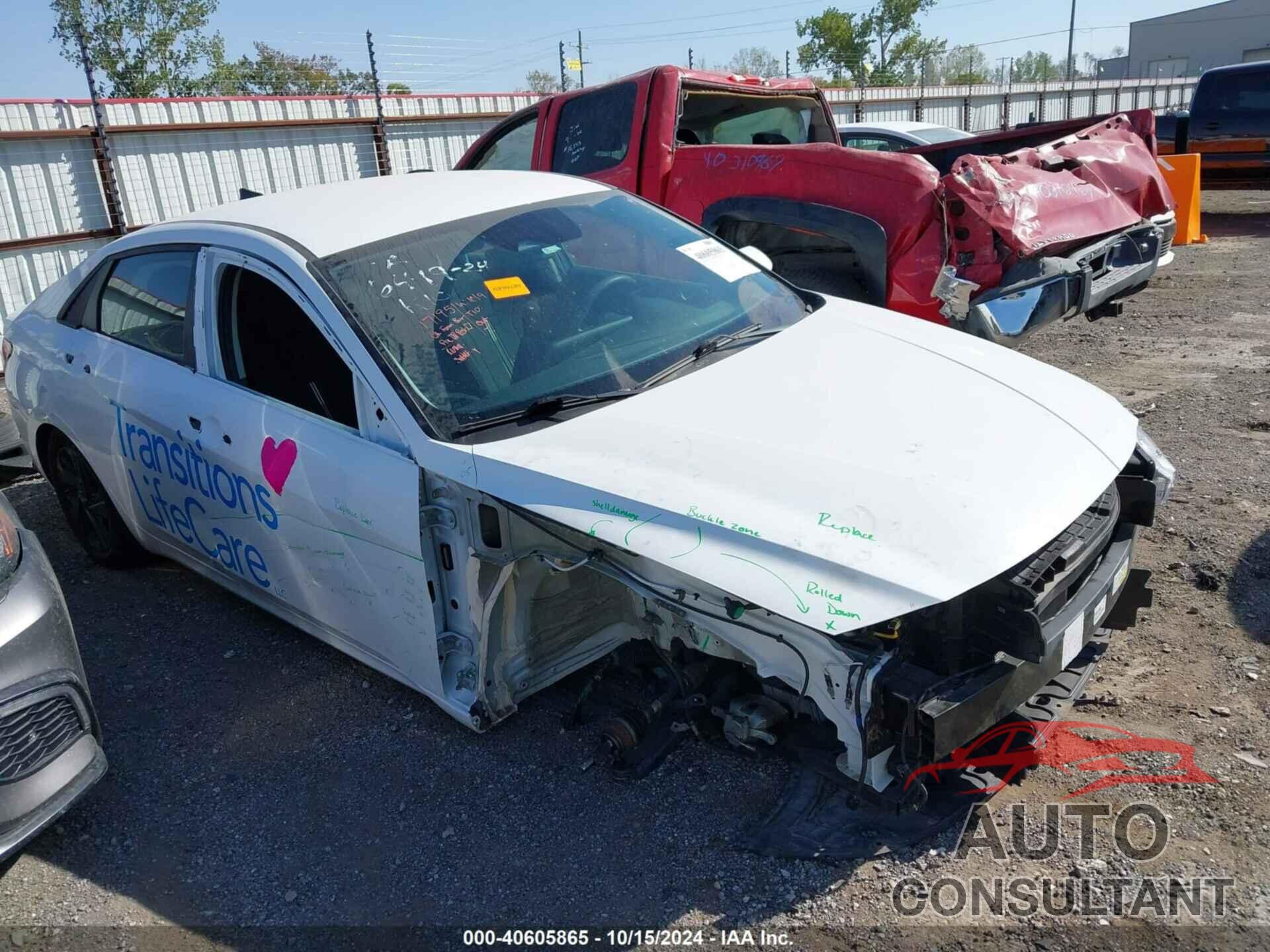 HYUNDAI ELANTRA 2023 - 5NPLM4AG0PH102190