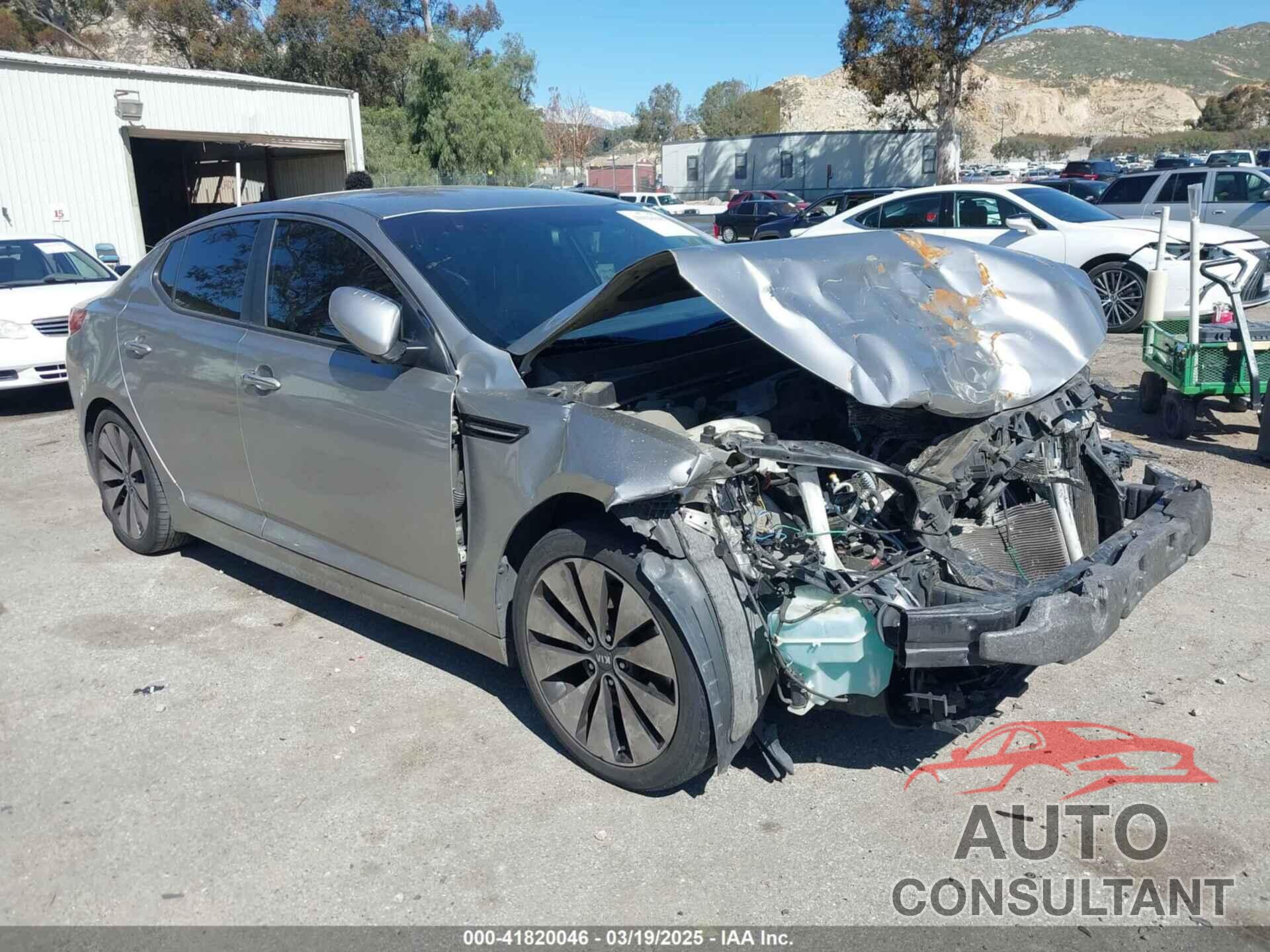 KIA OPTIMA 2011 - KNAGR4A67B5086666