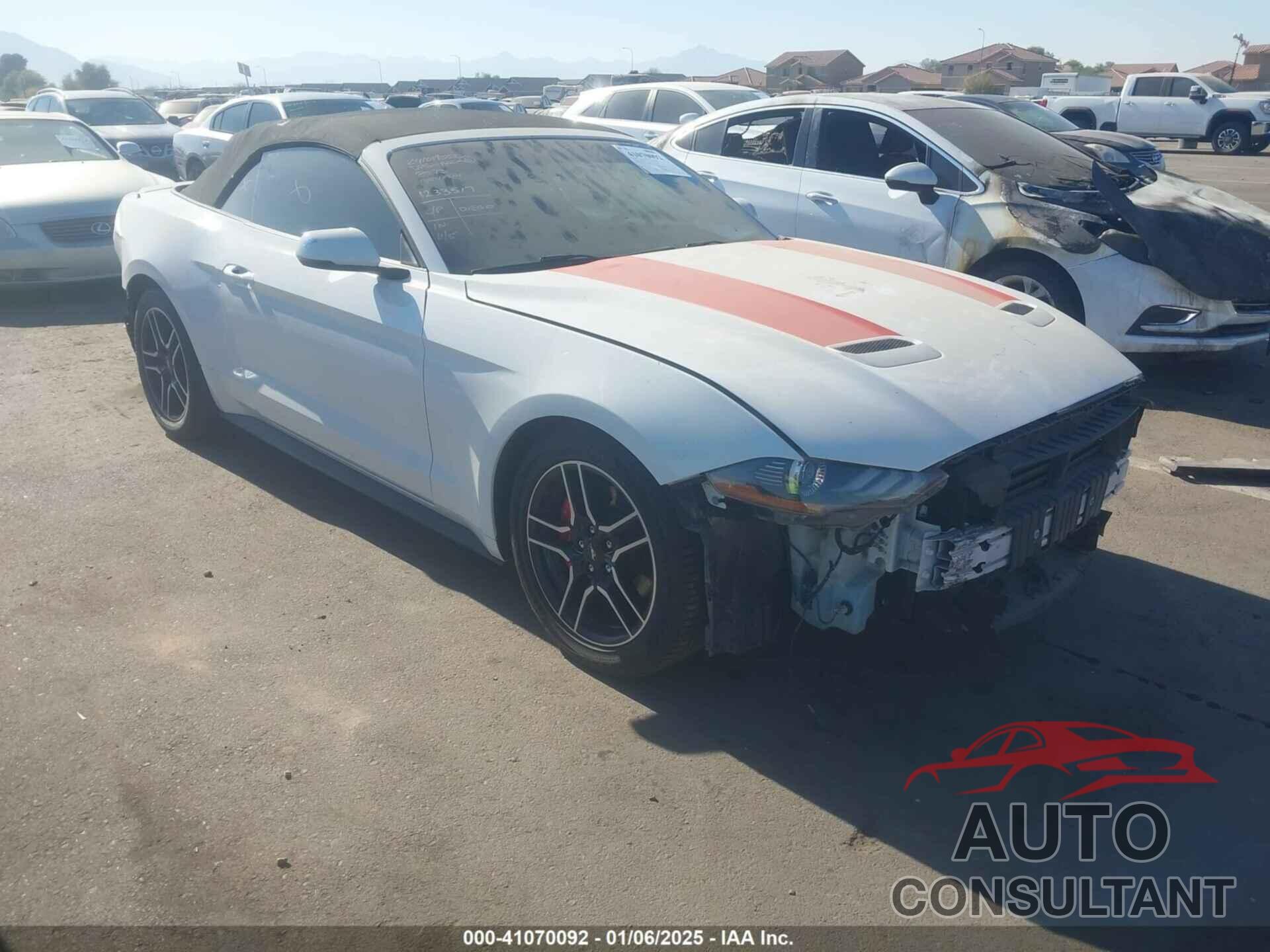 FORD MUSTANG 2019 - 1FATP8UH2K5148573